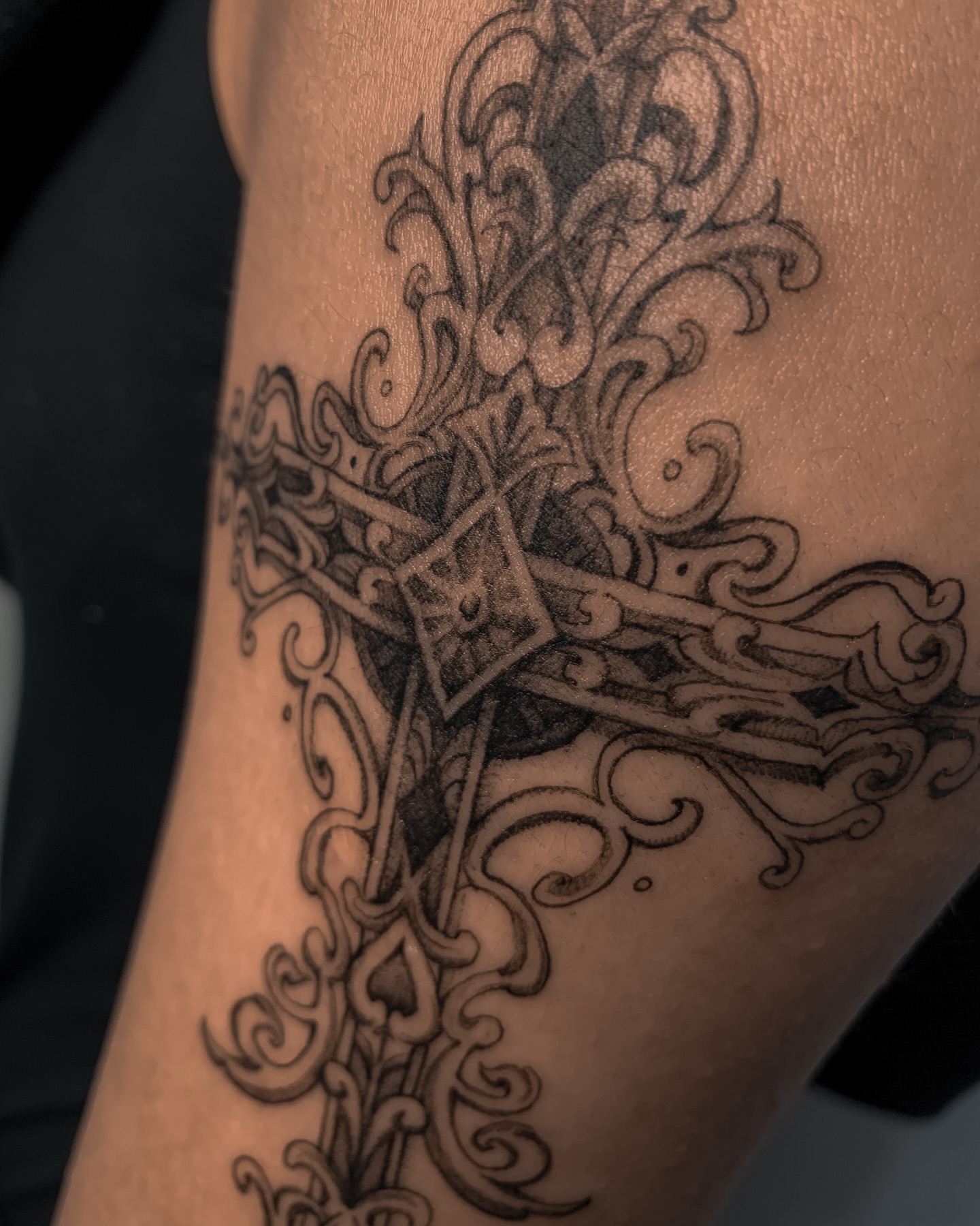 Tattoo by @__21.tattooworkerz__ — black_and_grey, ornamental