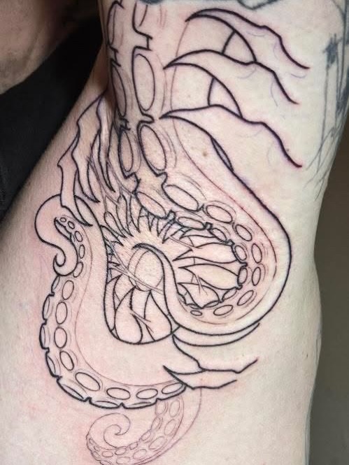 Tattoo by @crabbystabztattoos — black_and_grey