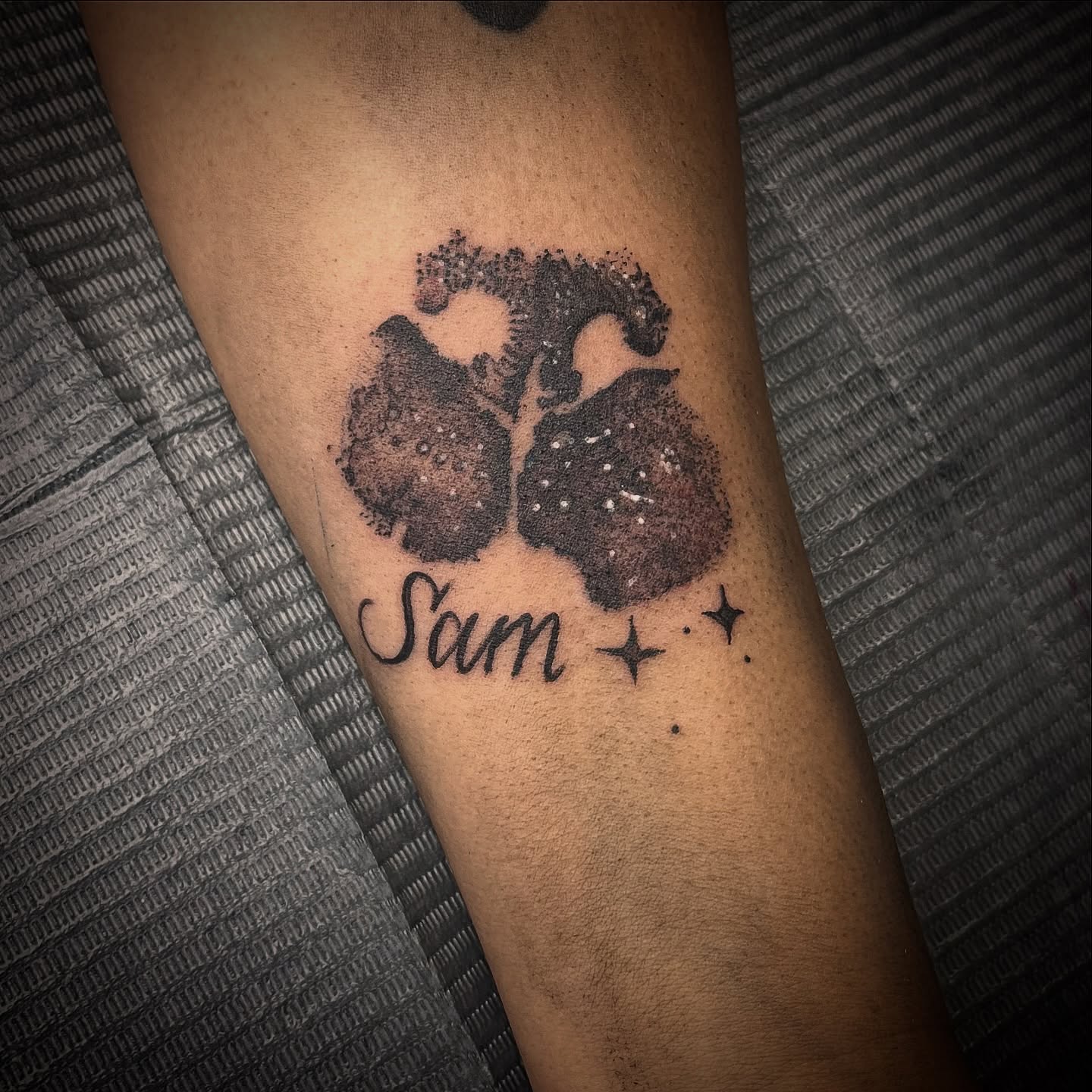 Tattoo by @selenamariatattoos — dotwork
