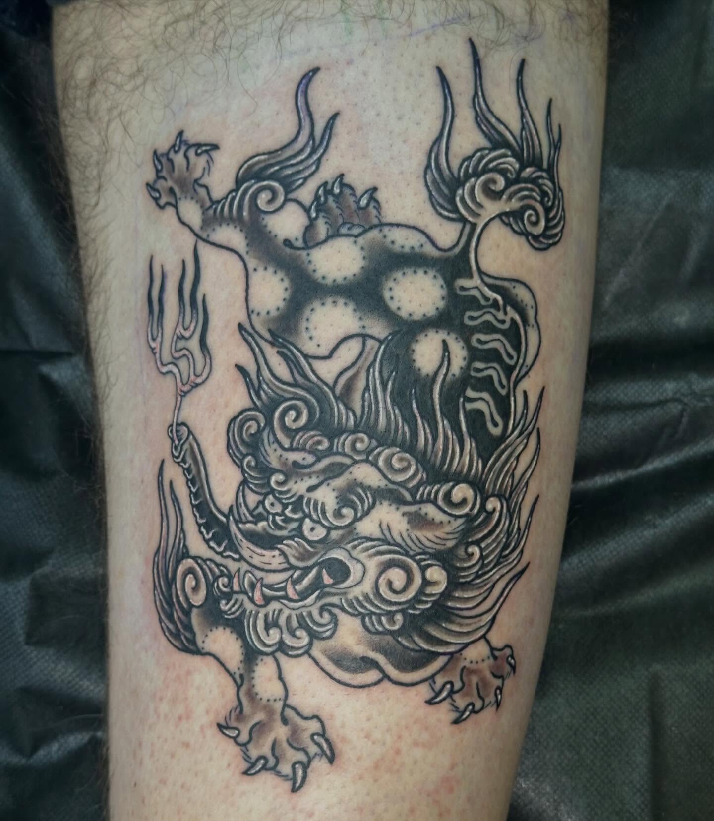 Tattoo by @sailorsushi_ — japanese_irezumi, black_and_grey