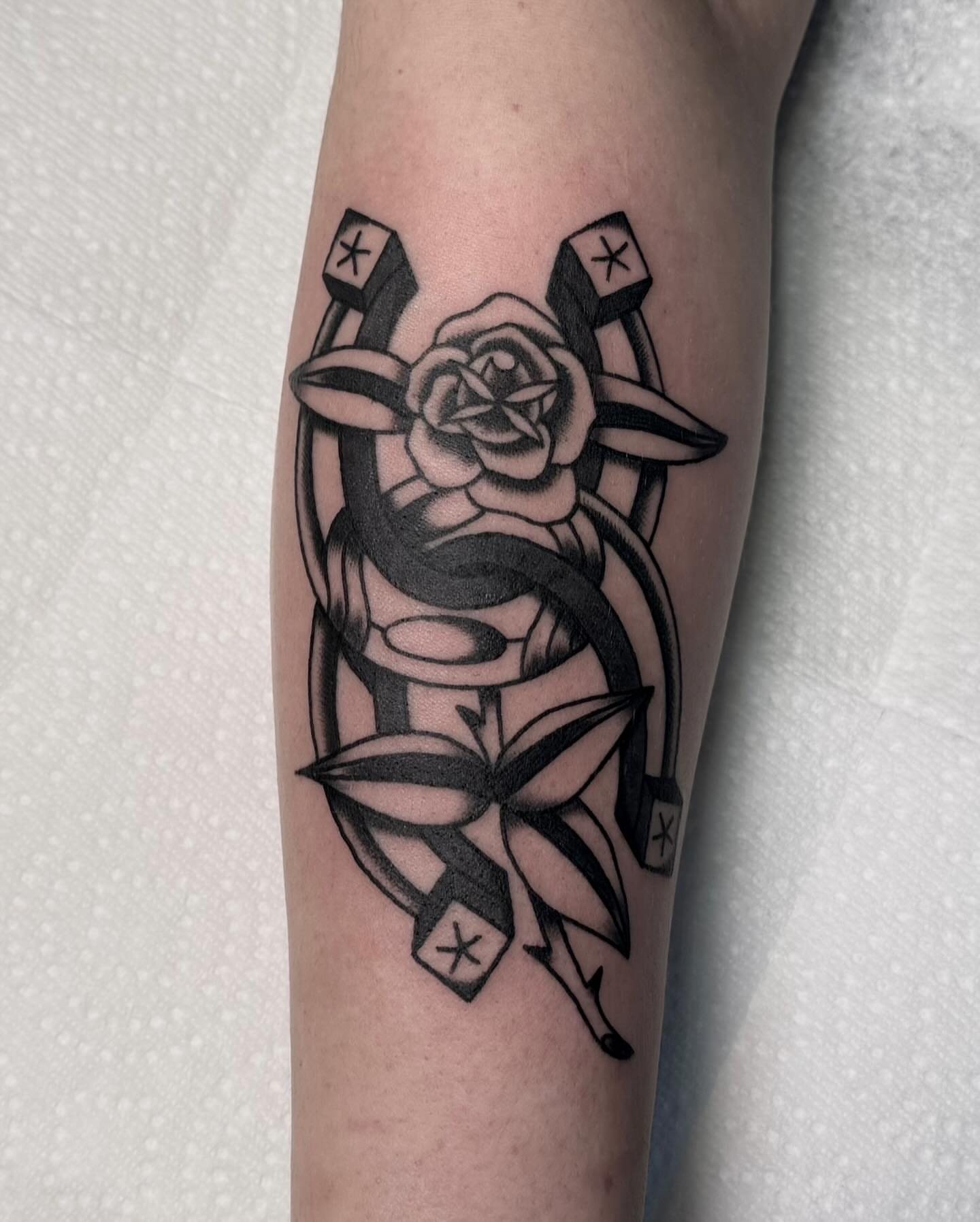 Rose and arrows black and grey tattoo on the forearm by ＊ Carly James ＊
