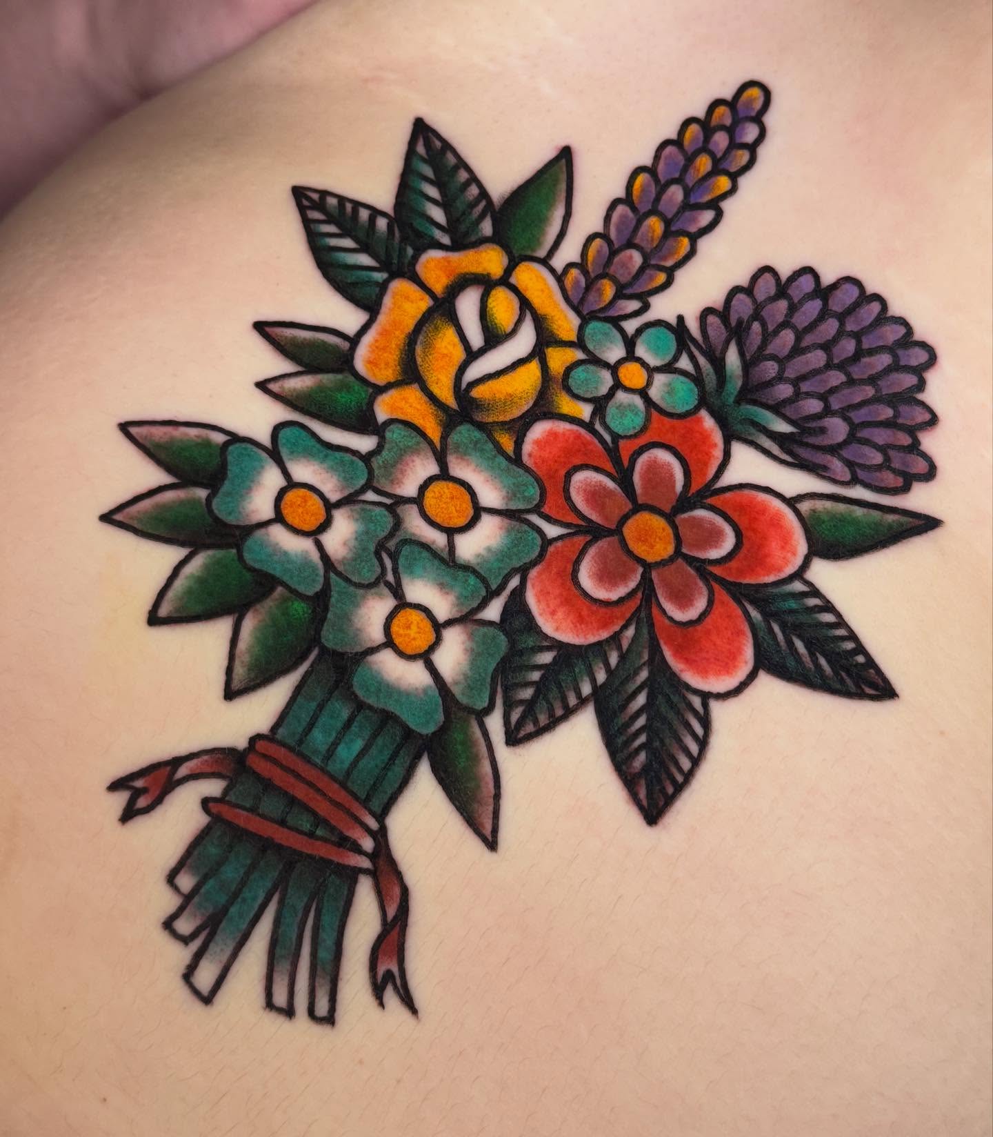 Tattoo by @lindsayloutat2 — american_traditional