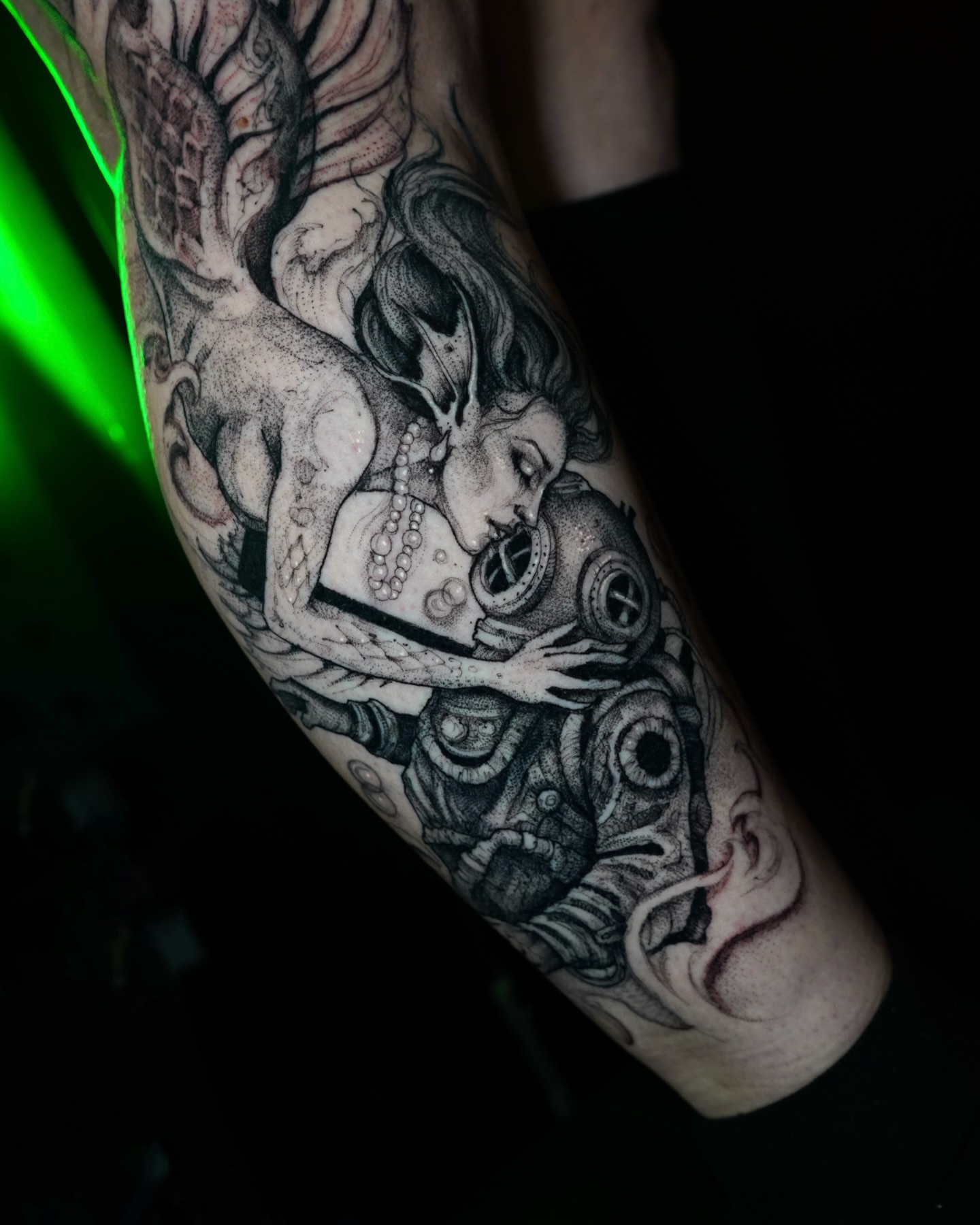 Tattoo by @evi_berry_falcon โ black_and_grey, realism