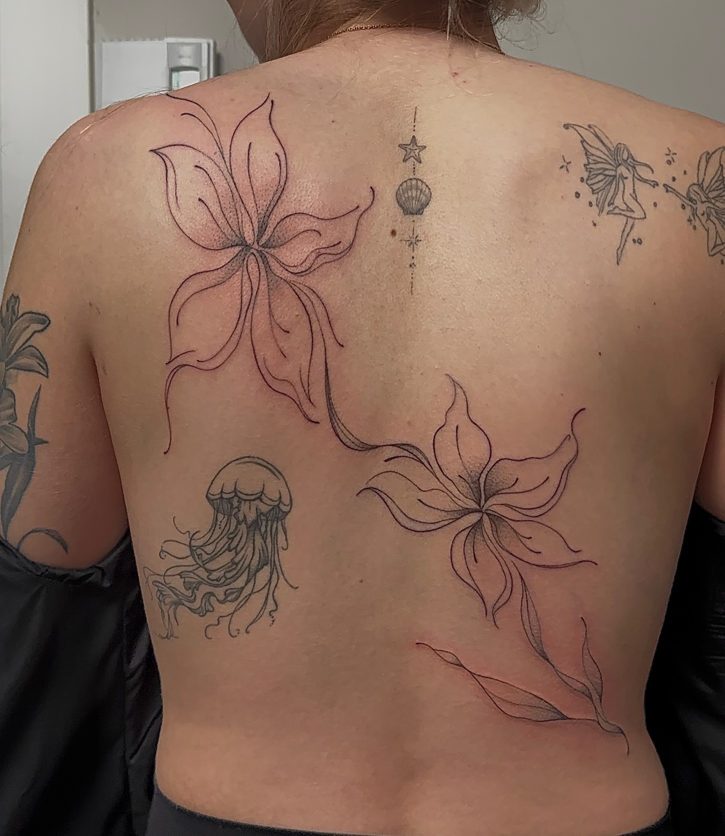 Tattoo by @hosannatattoo — black_and_grey