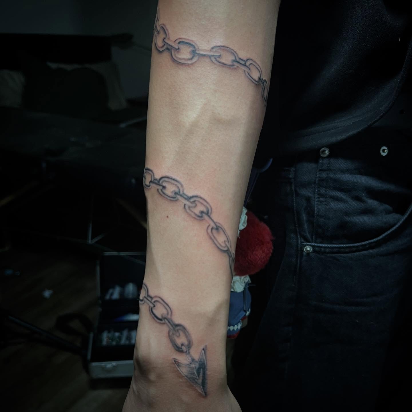 Tattoo by @jusan.tattoos — black_and_grey