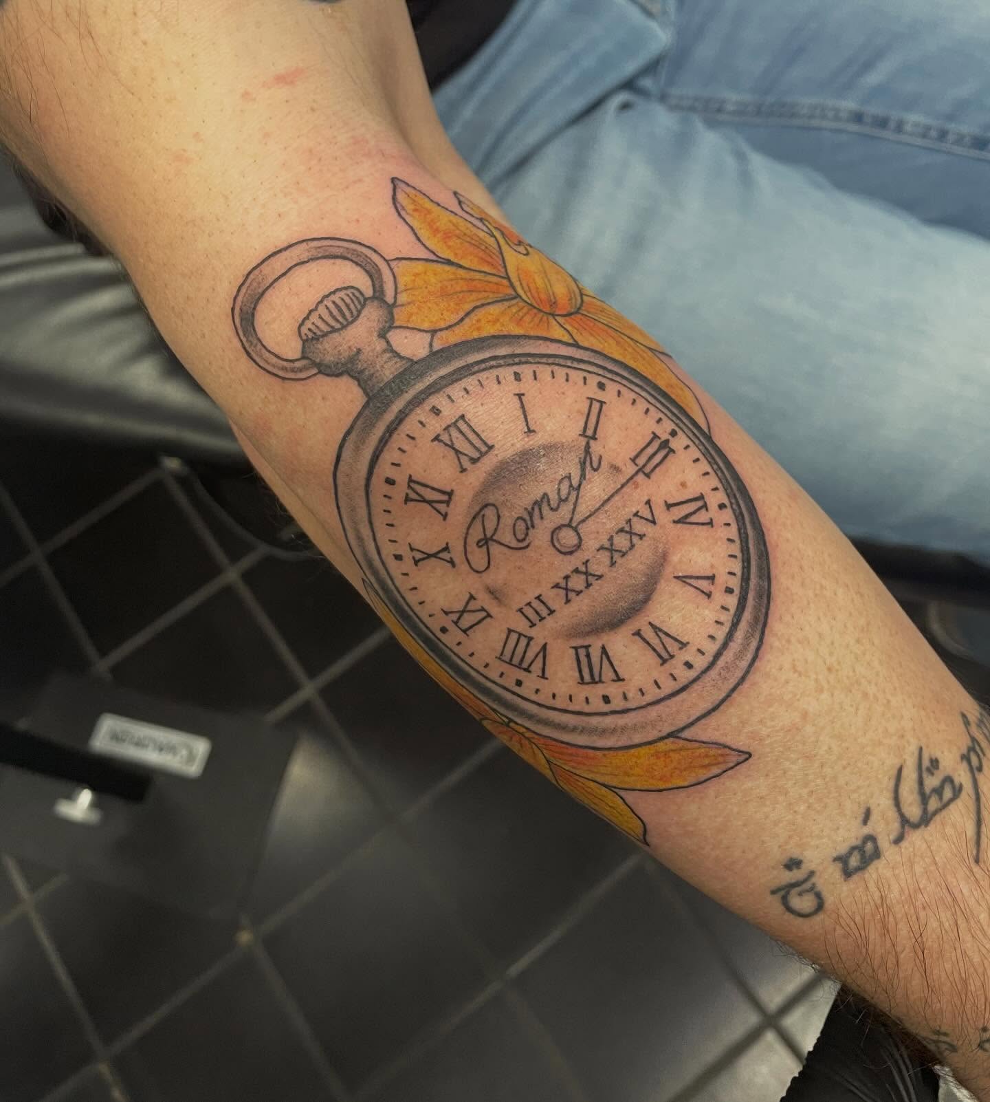 Pocket watch realism tattoo on the forearm by Andres Patino 🇪🇨🇺🇸
