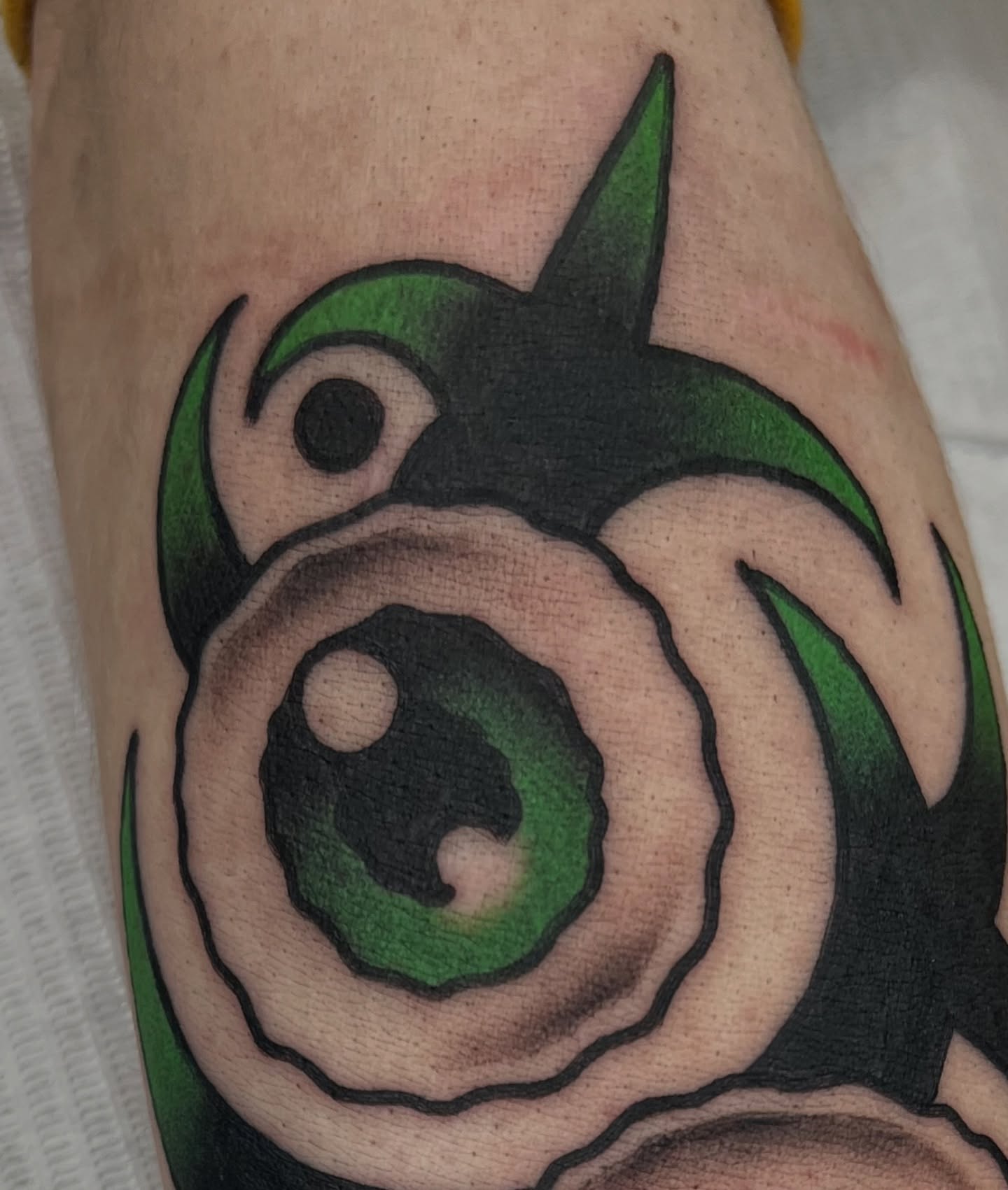 Tattoo by @whatswrongkiel — dotwork