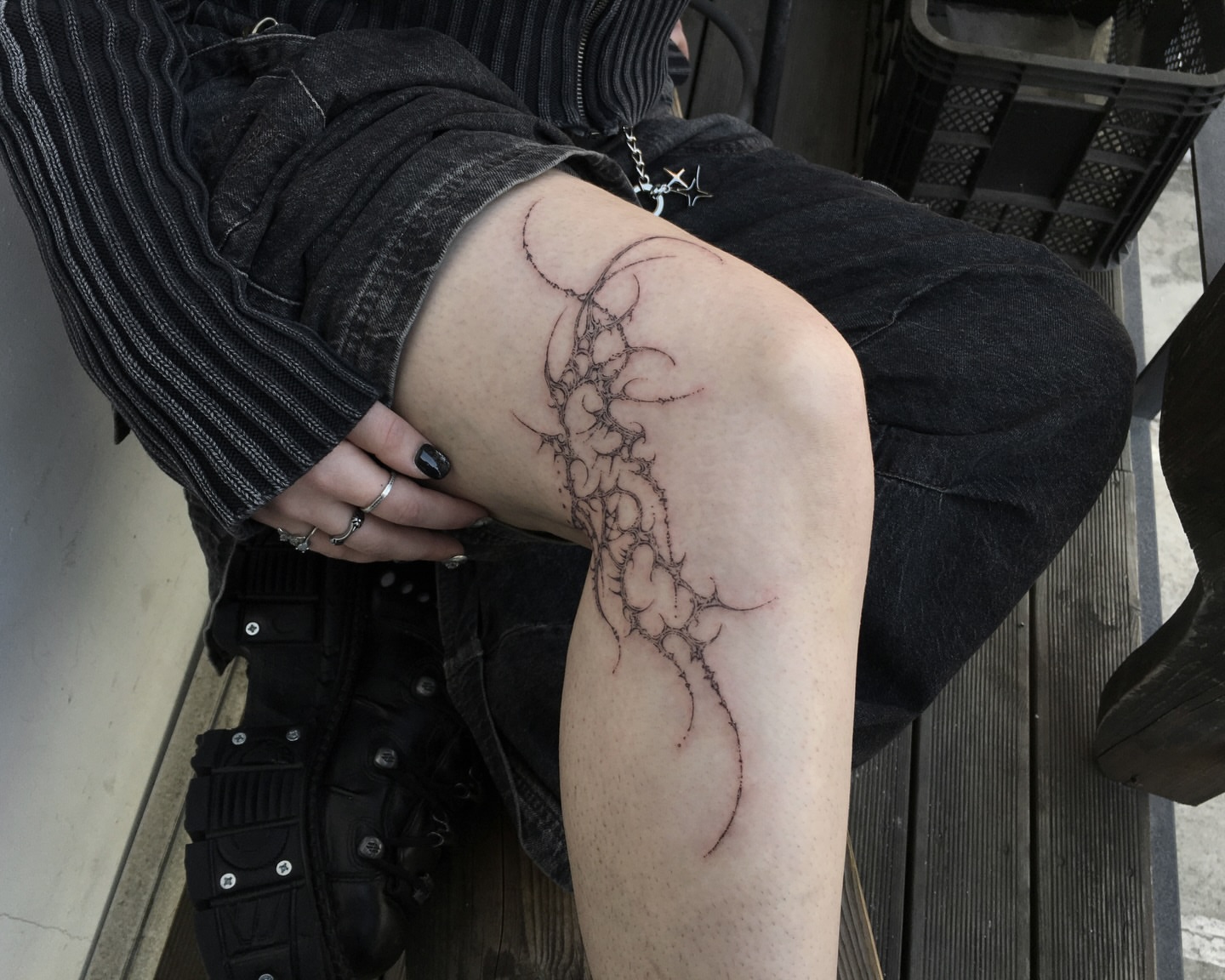 Tattoo by @keeshetattoo โ black_and_grey