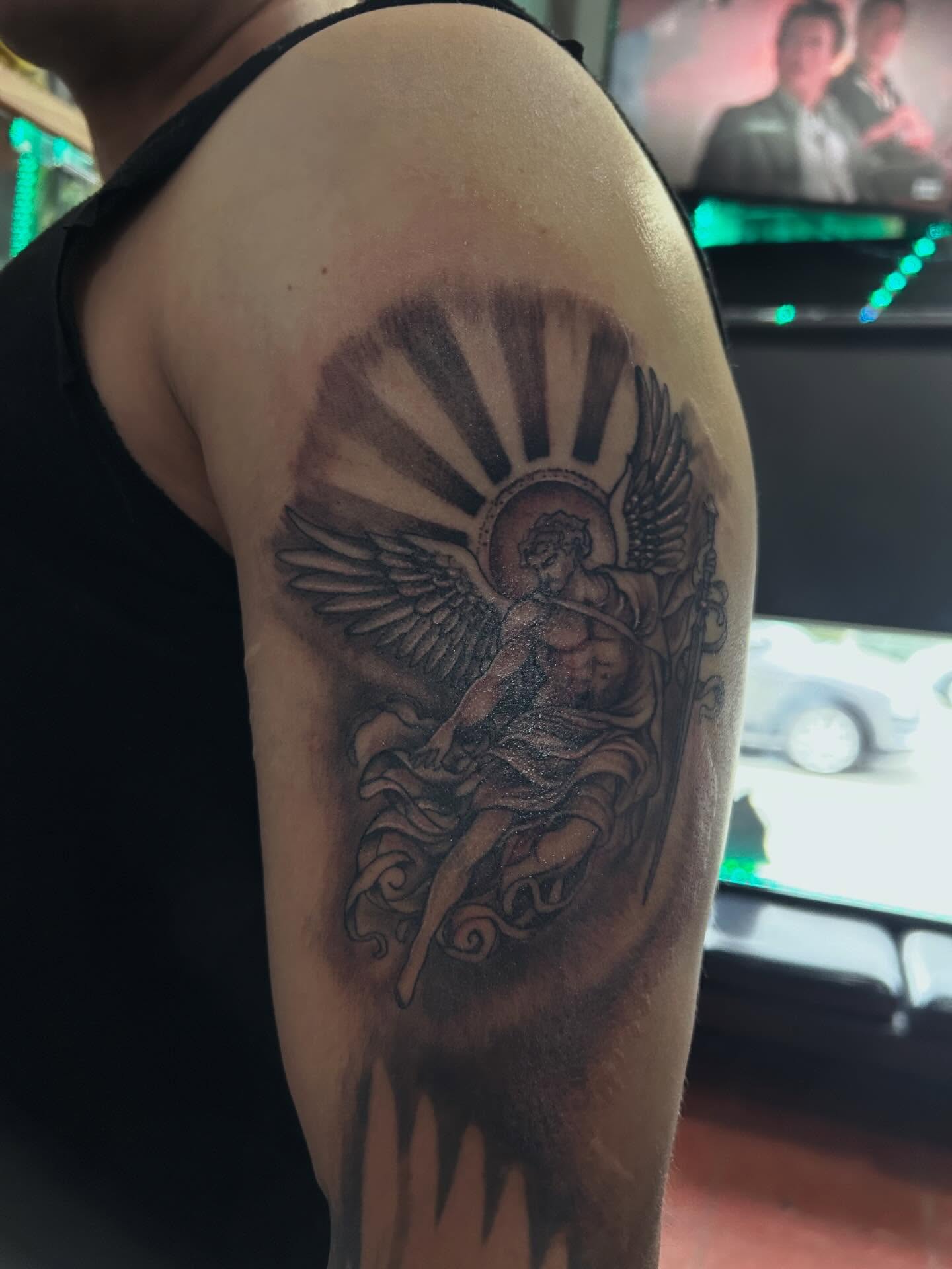 Angel black and grey tattoo on the shoulder by Felix perez (Tattooer)