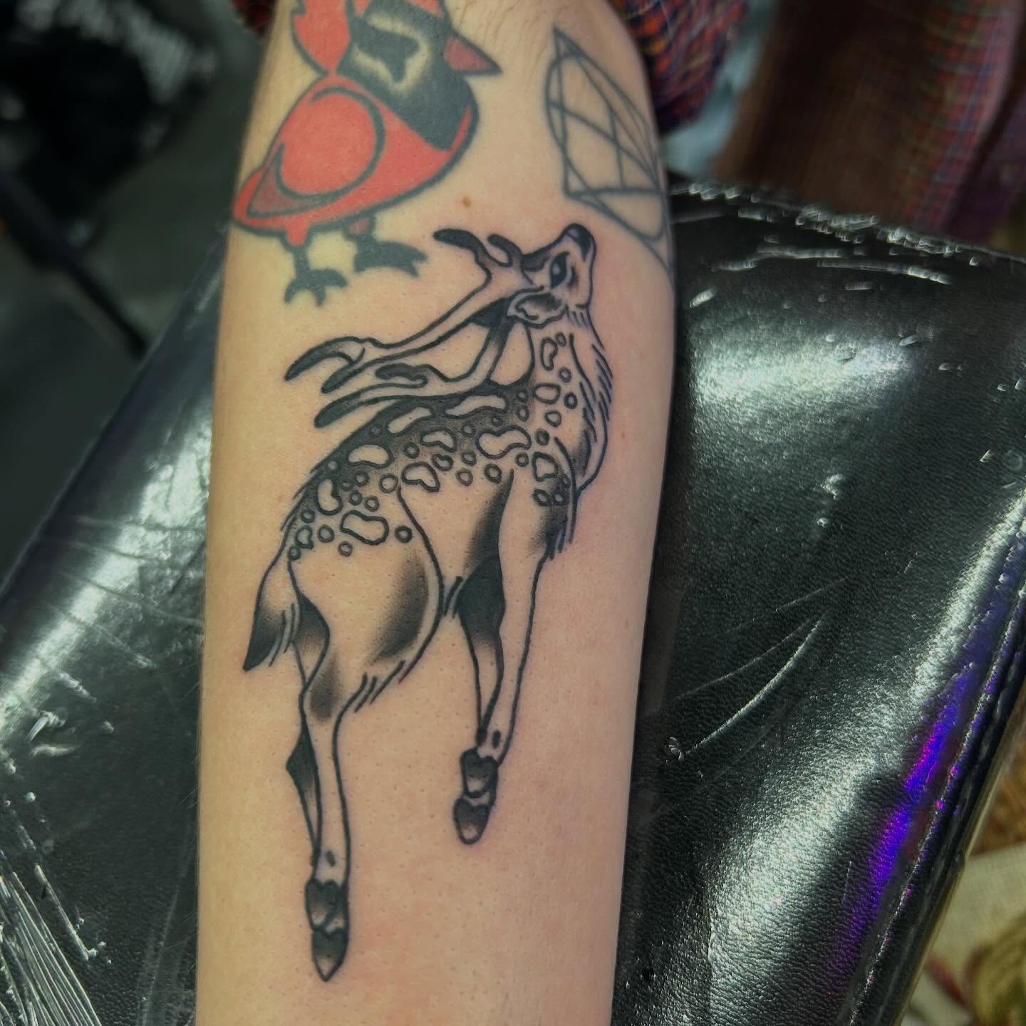 Tattoo by @la5k0_creati0n5 — black_and_grey