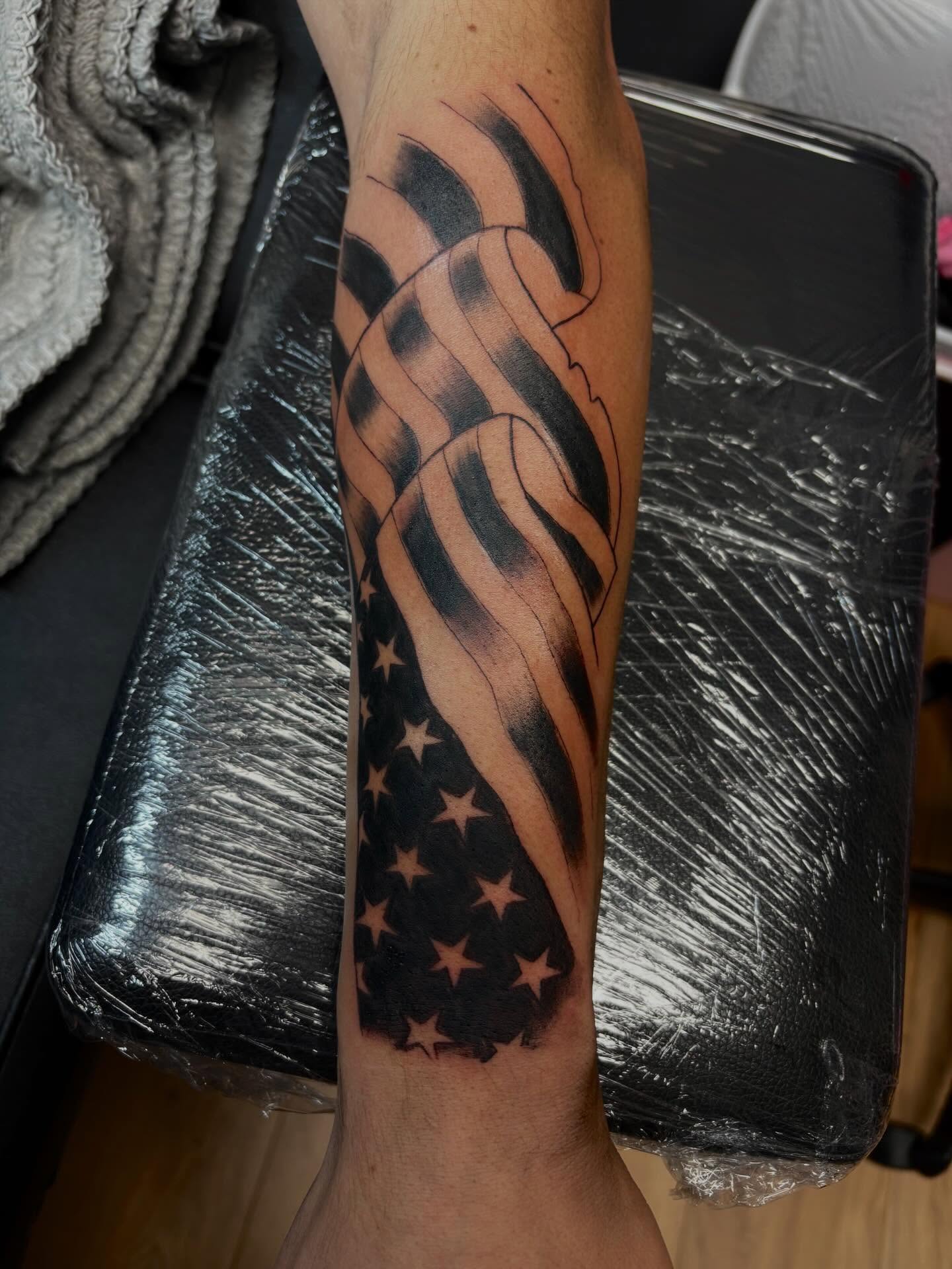 Tattoo by @andyrz_inkzzz — black_and_grey