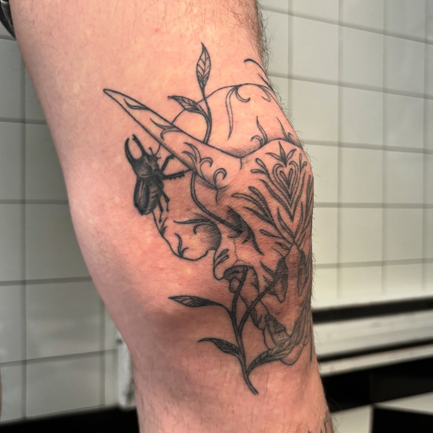Tattoo by @daynatattoos — black_and_grey