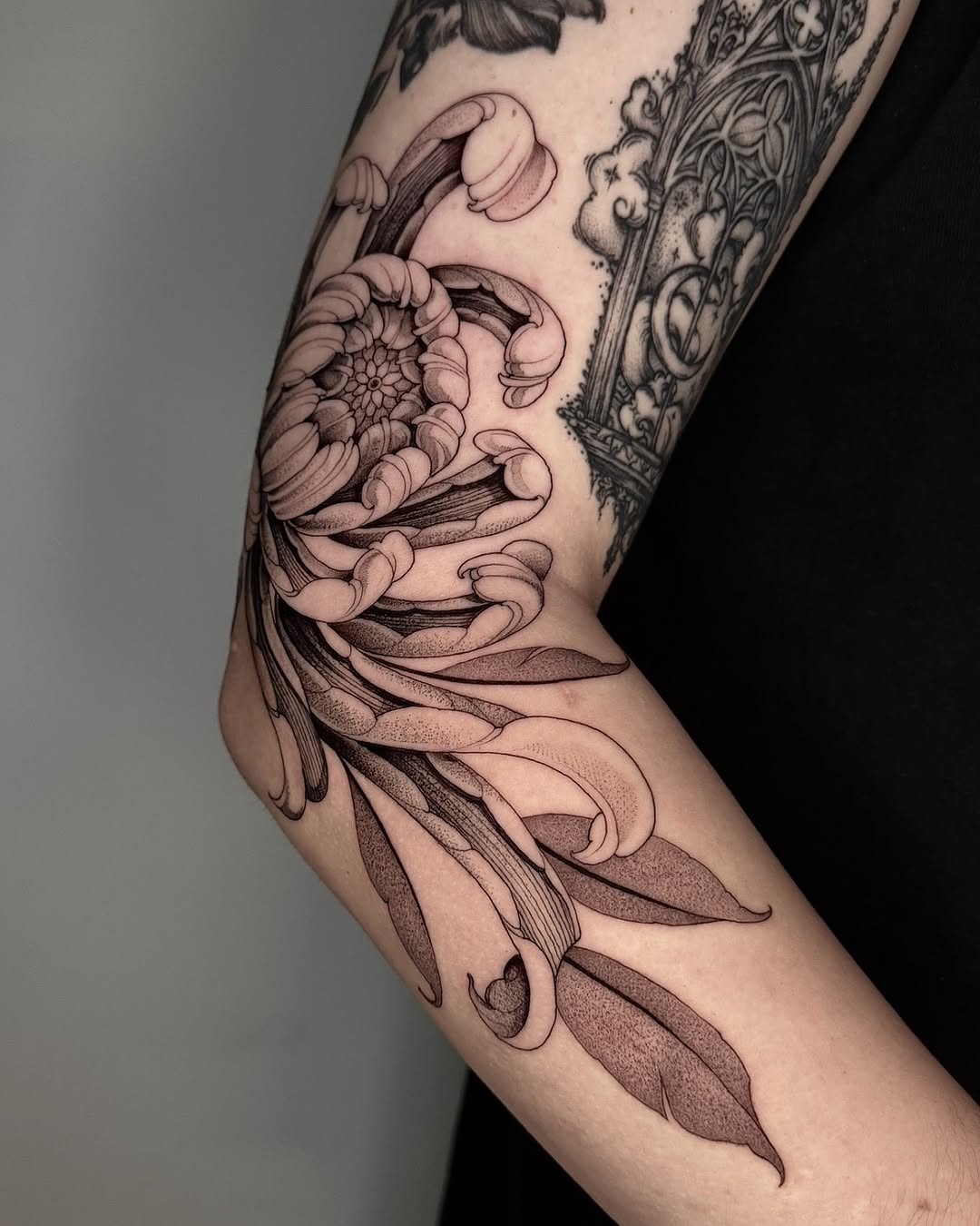 Tattoo by @robbiepina — japanese_irezumi, black_and_grey