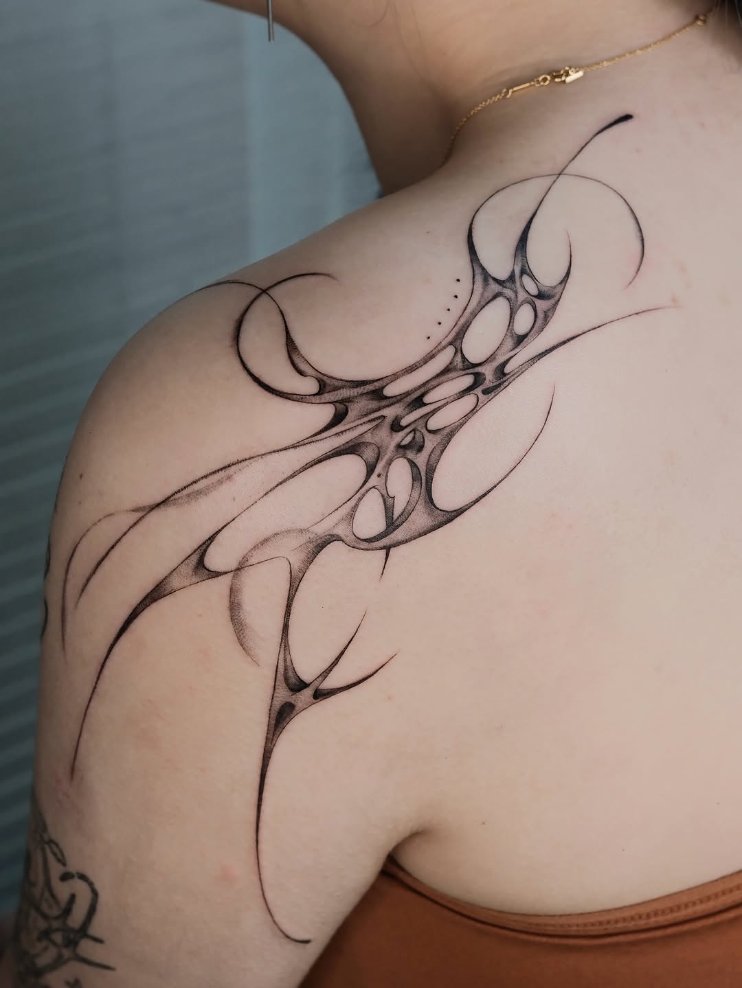 Tattoo by @maimaitatt — geometric, dotwork