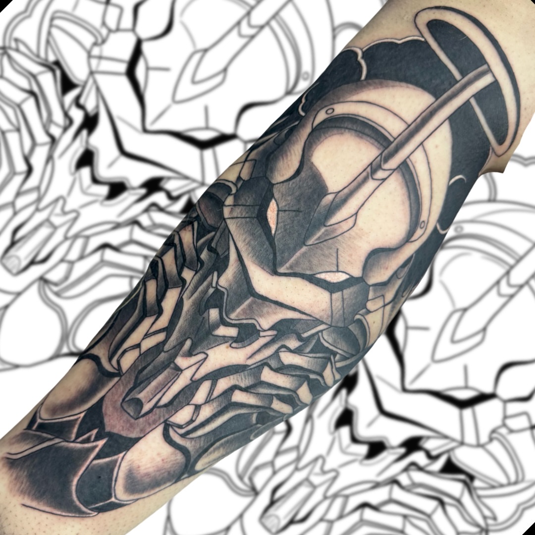 Mecha helmet geometric tattoo on the forearm by Victor Campos