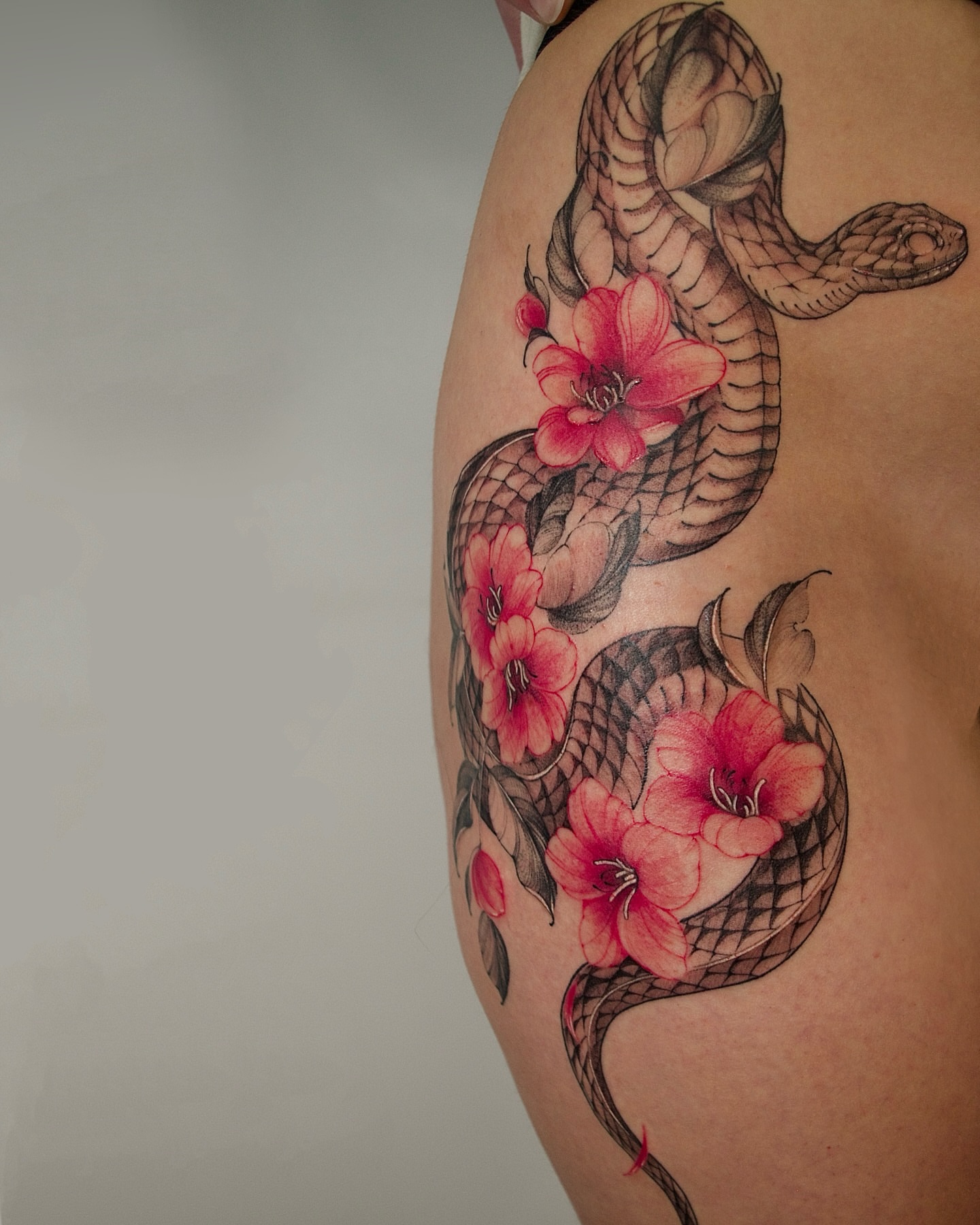 Tattoo by @prncessofvietnam — realism, ornamental