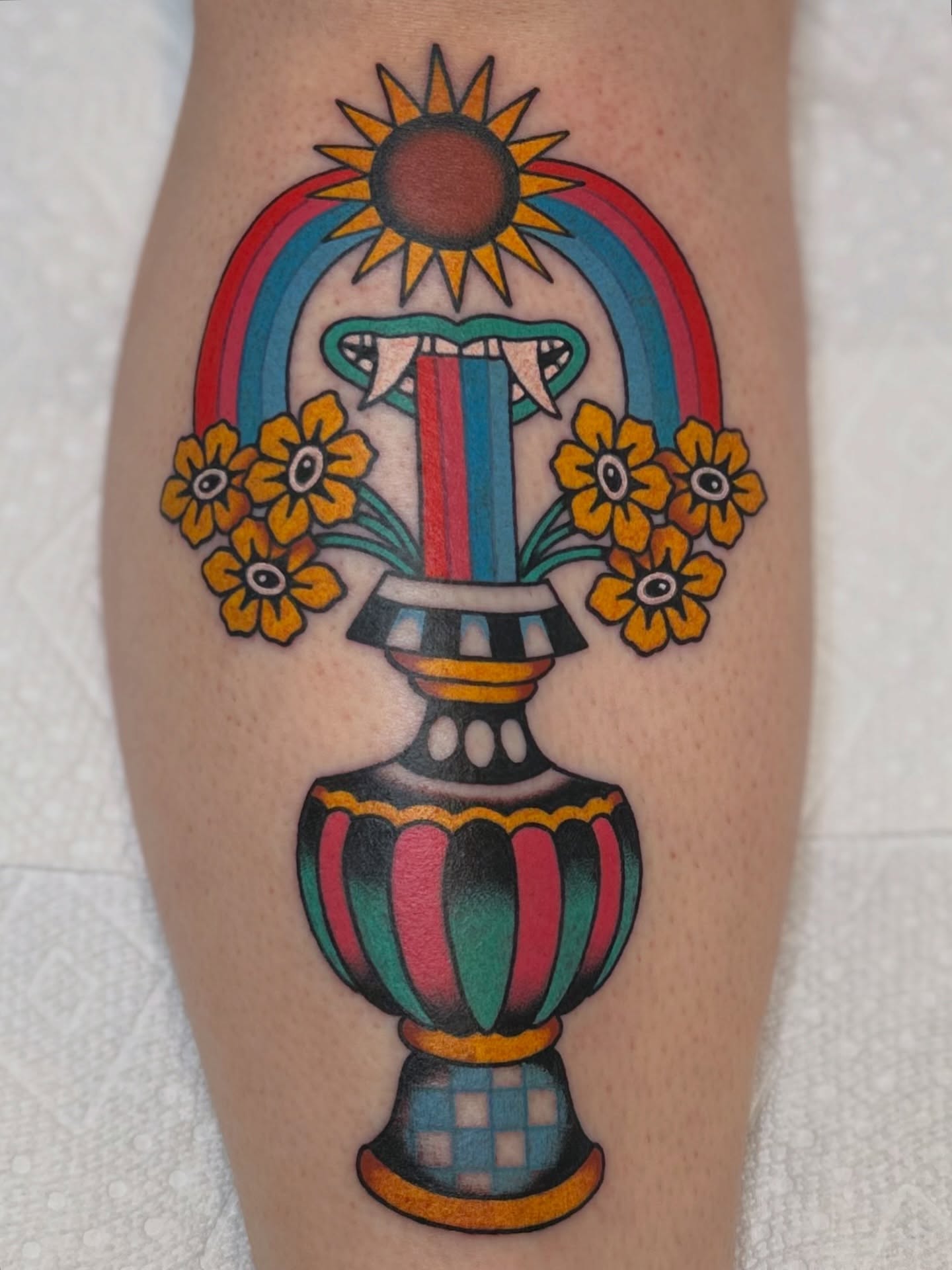 Tattoo by @laurenalexandralux — american_traditional