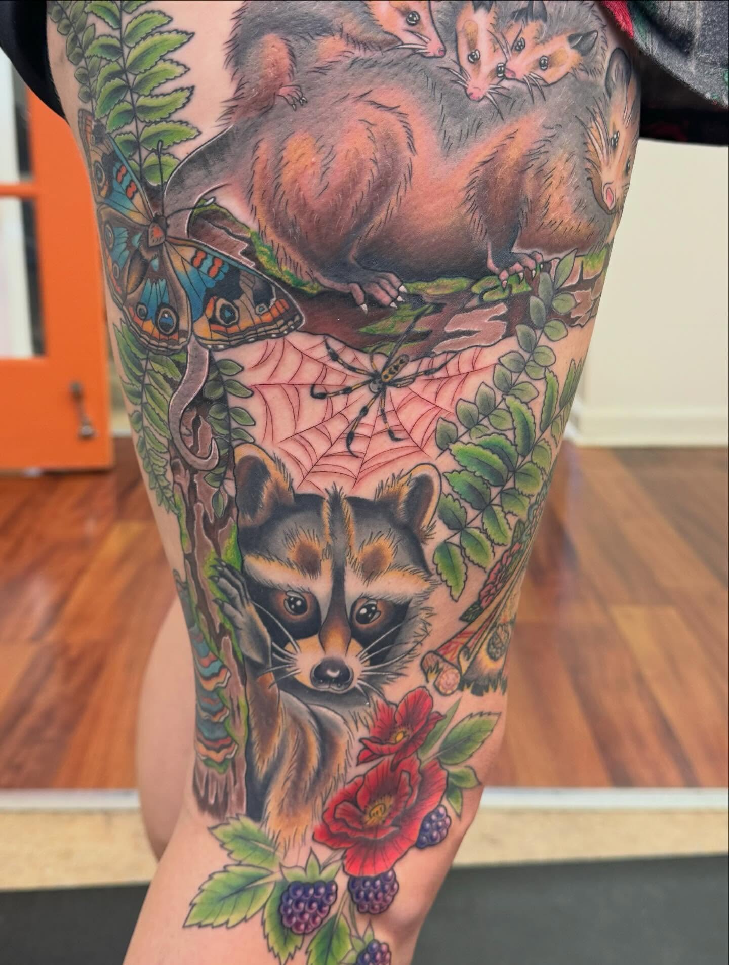 Tattoo by @bellalouisetattoo — realism