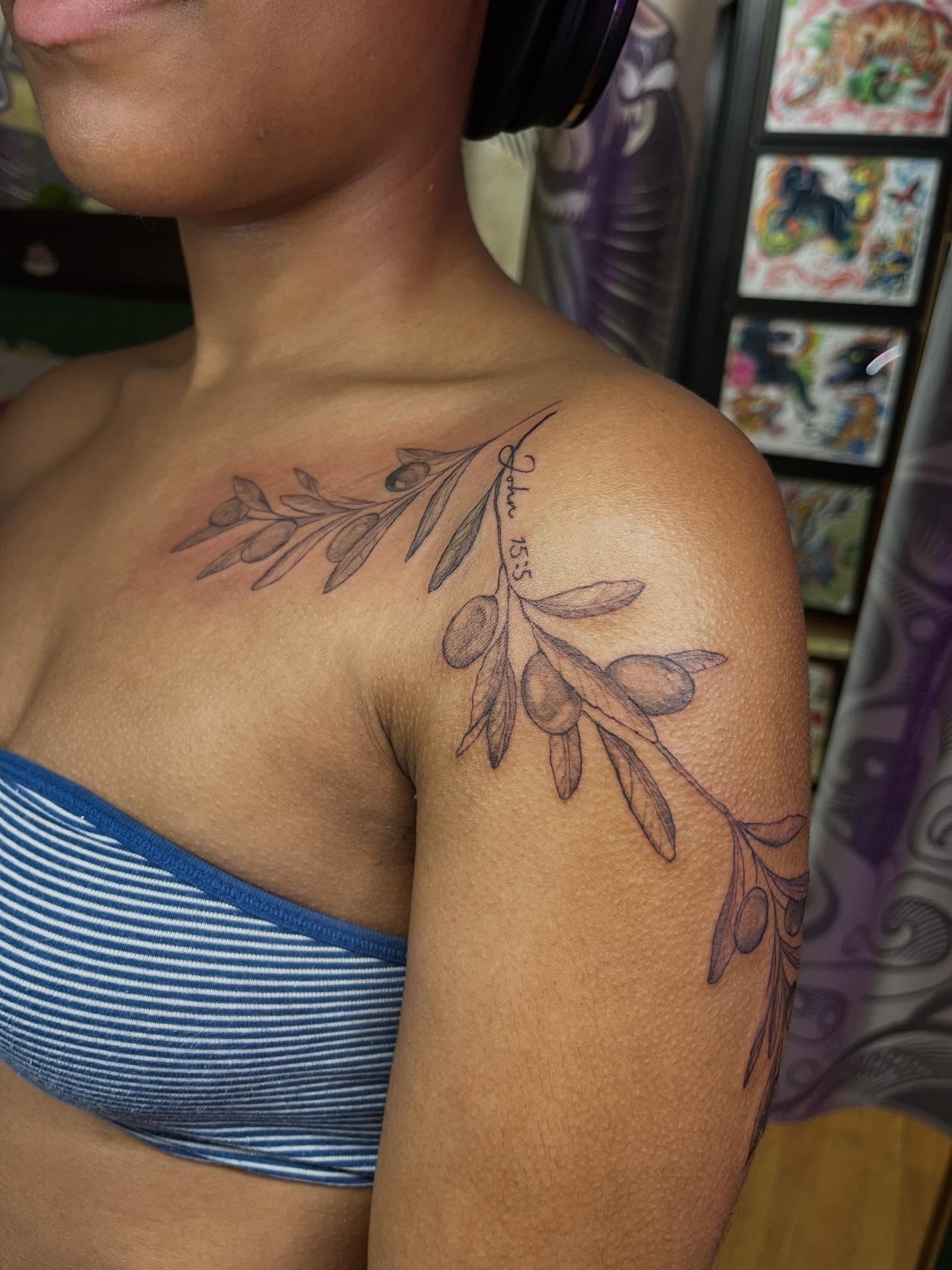 Tattoo by @bodyartbycakens — black_and_grey