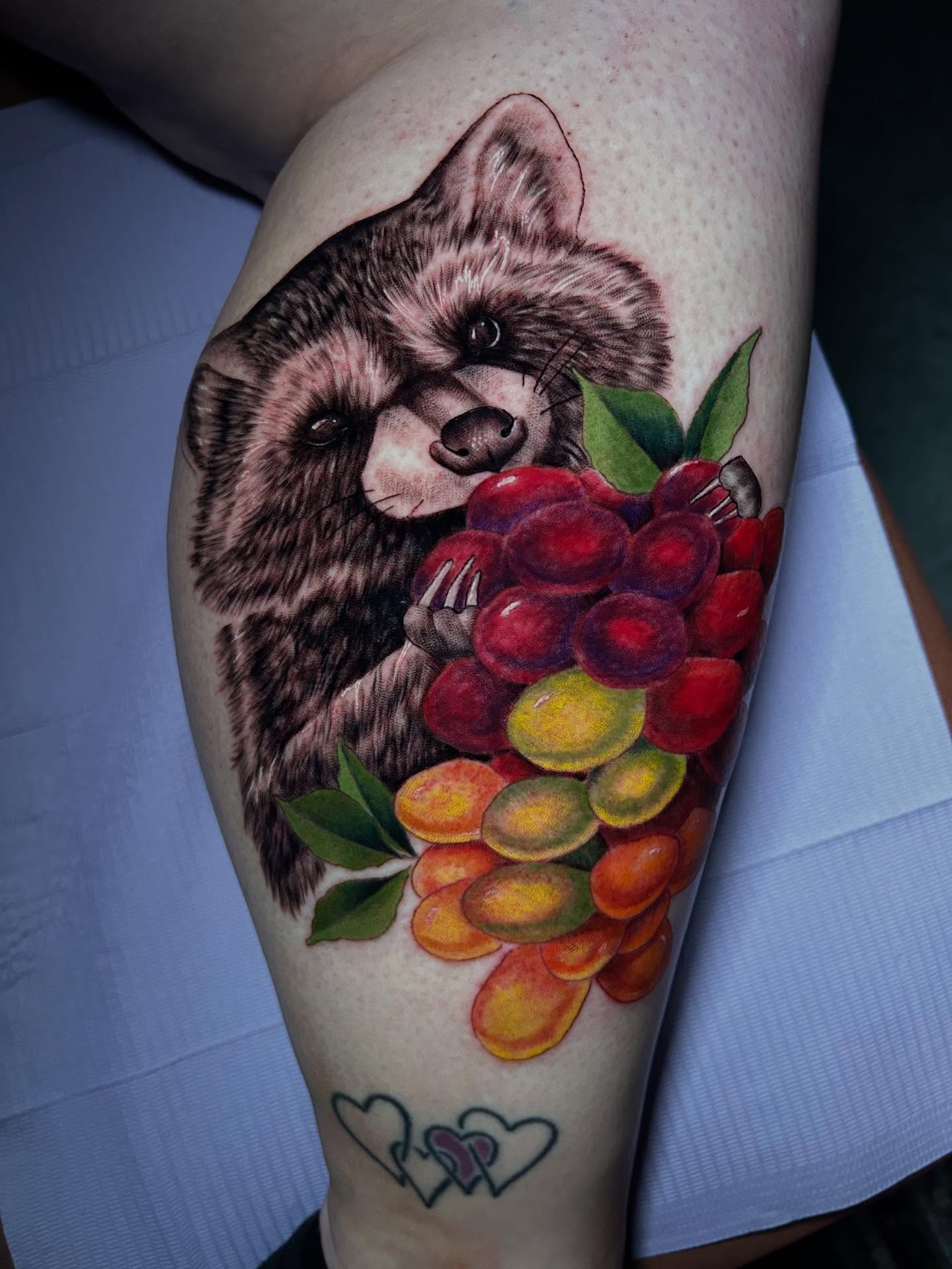 Tattoo by @dani_does_tatts โ realism