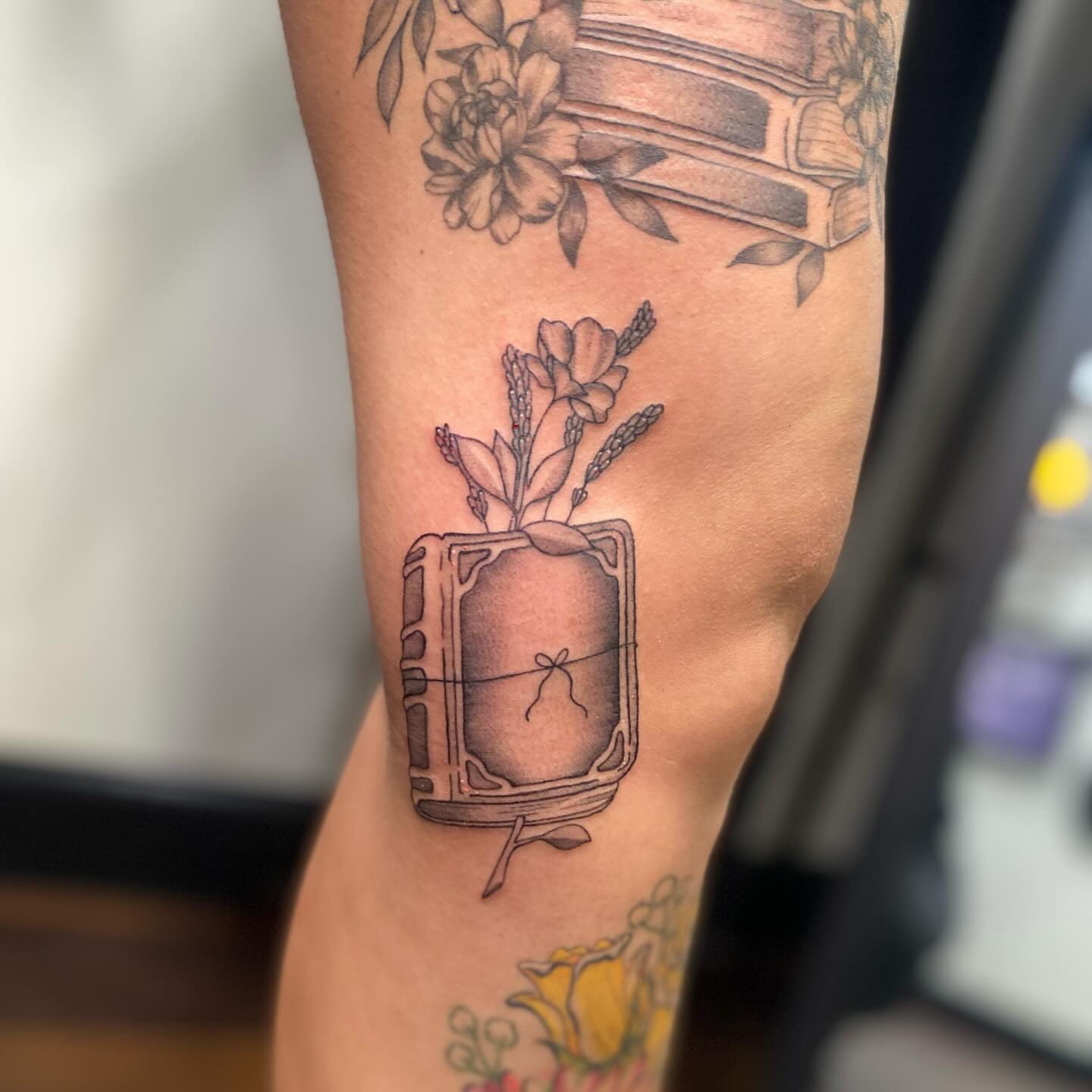Tattoo by @maddyctattoos — black_and_grey