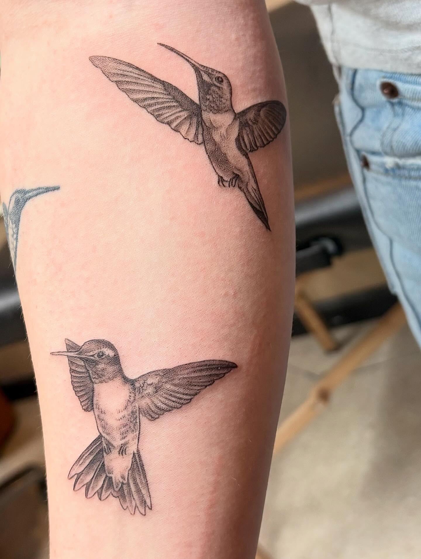 Hummingbird dotwork tattoo on the forearm by Adriana Wimler