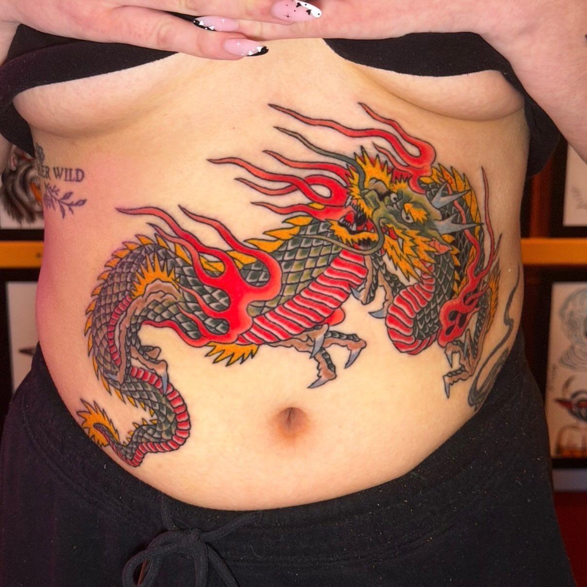 Dragon American traditional tattoo on the torso by ๐
๐ฆ๐๐ซ๐ ๐ ๐๐ข๐ฉ๐ฆ๐ ๐ฆ๐ ๐๐๐ฏ๐ฆ๐