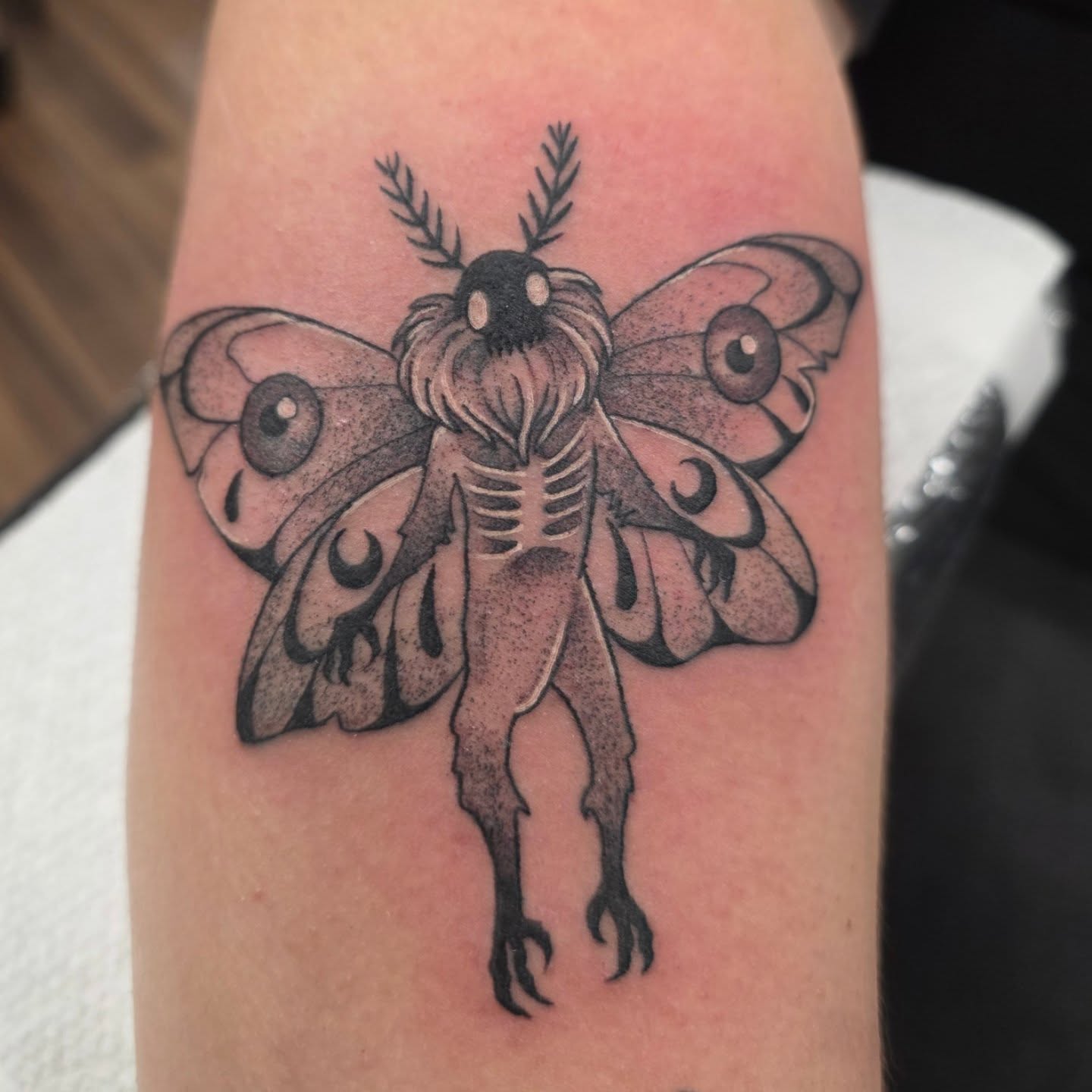 Tattoo by @nobodytattoosx — black_and_grey