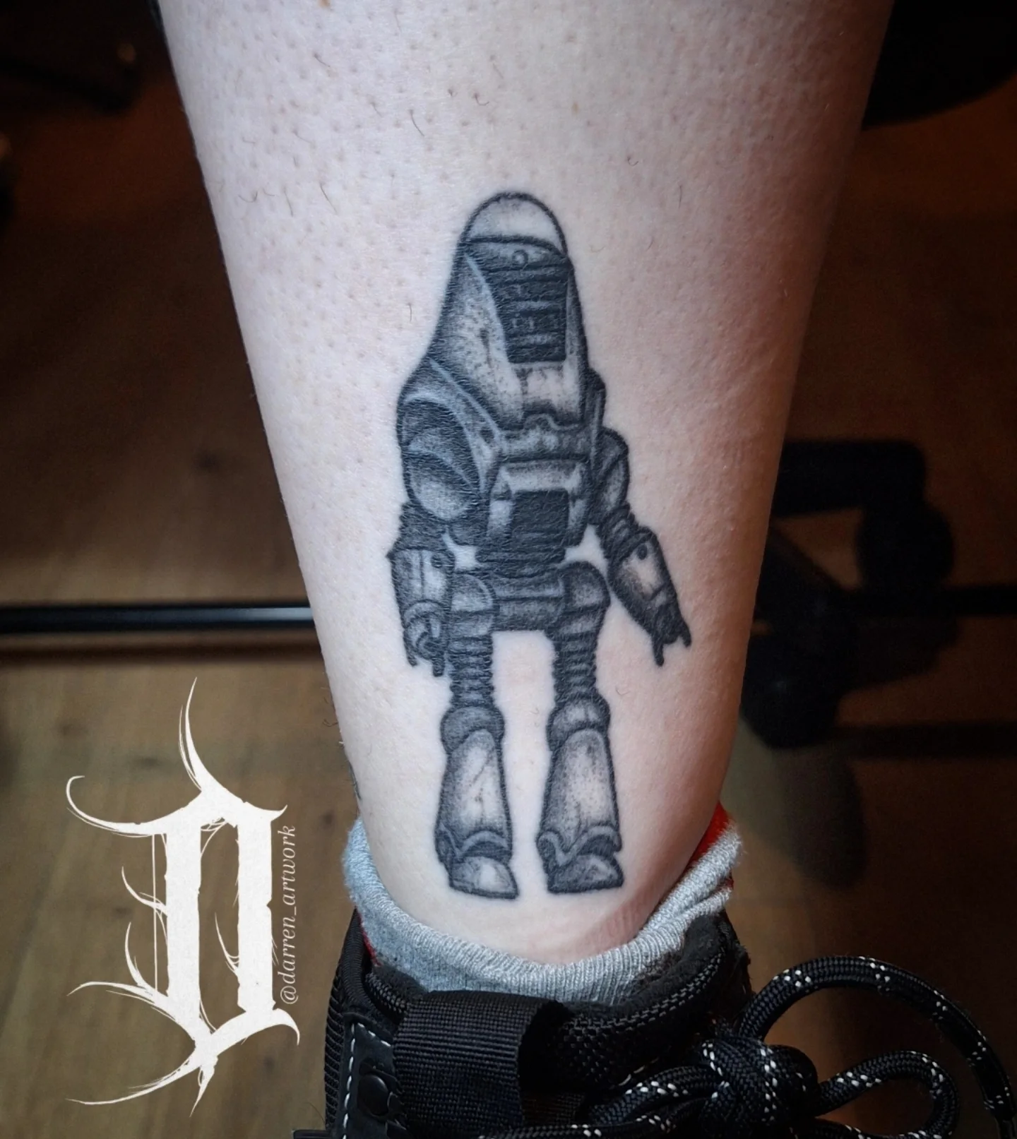 Tattoo by @darren_artwork — black_and_grey