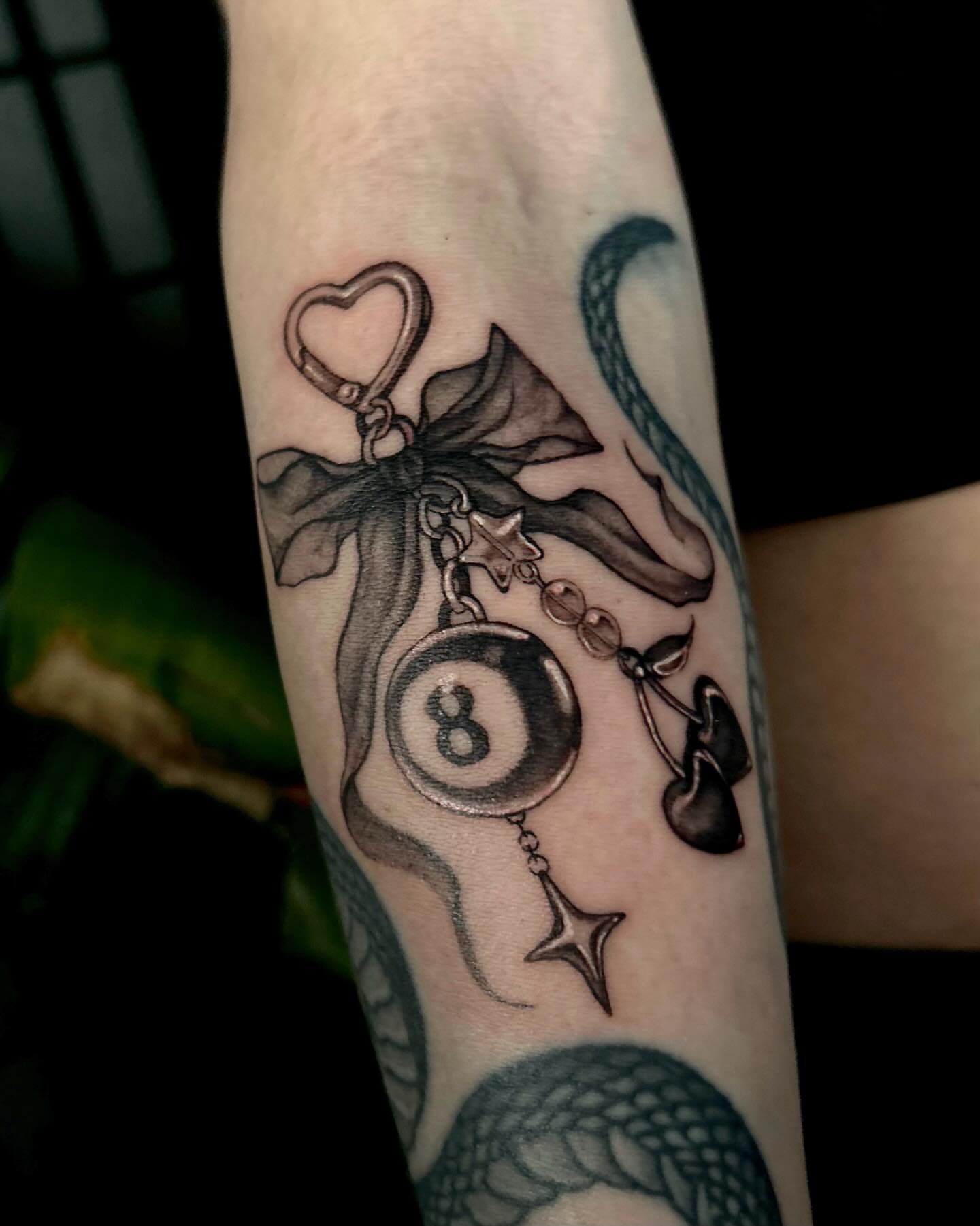 Tattoo by @pixisoda โ black_and_grey