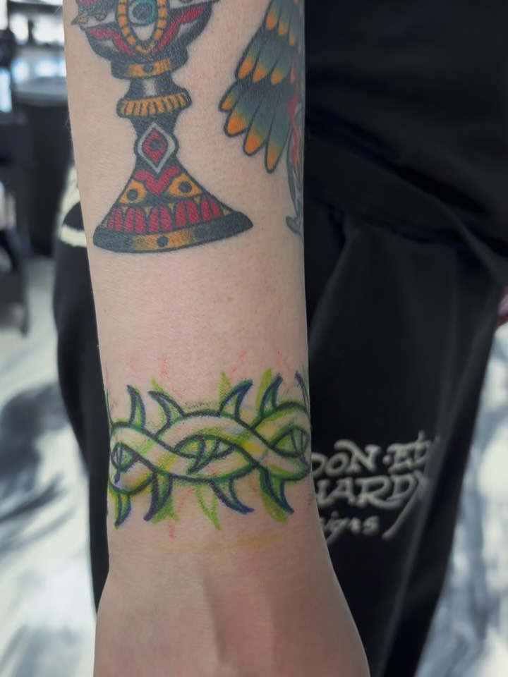 Tattoo by @tattoosbyallyy — american_traditional, geometric