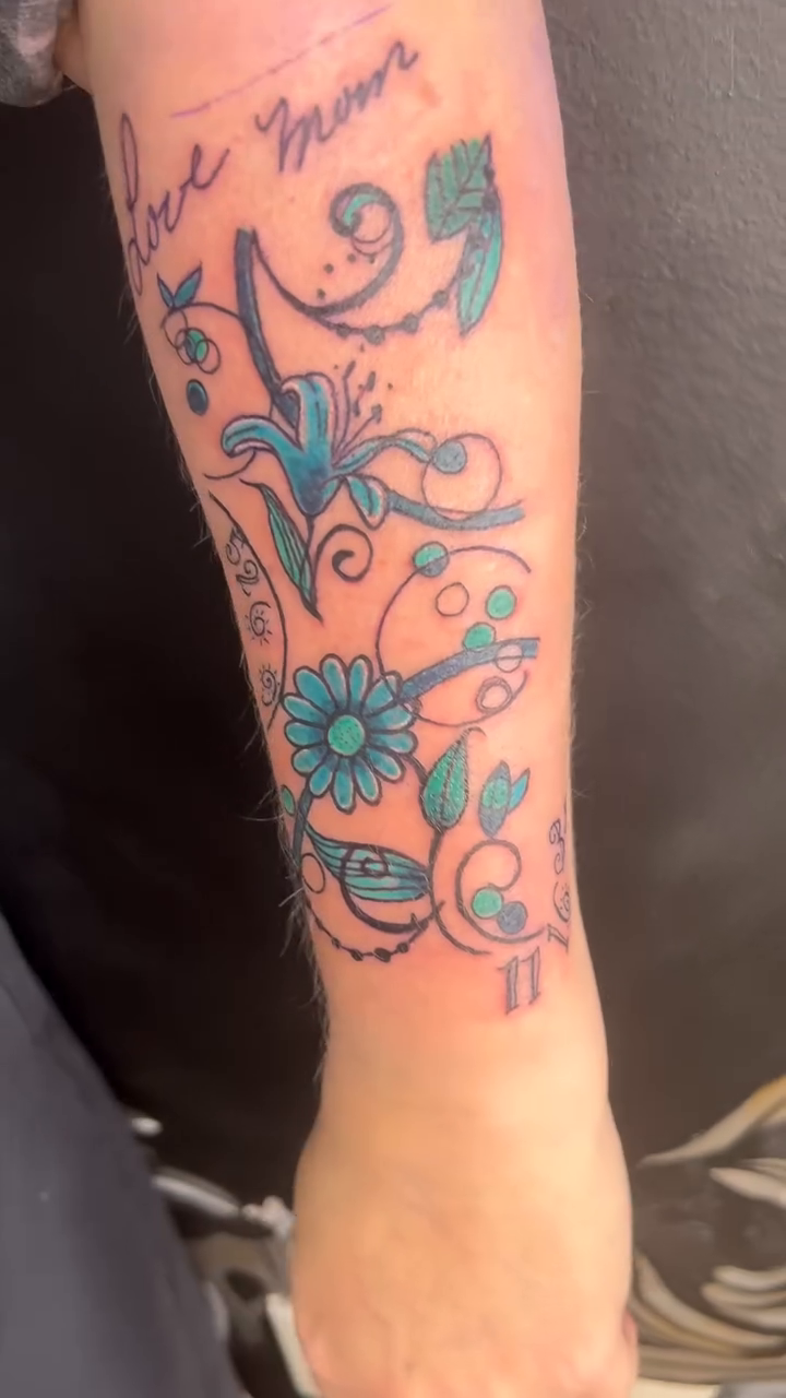 Tattoo by @conniewestgatetattoos — fine_line, ornamental