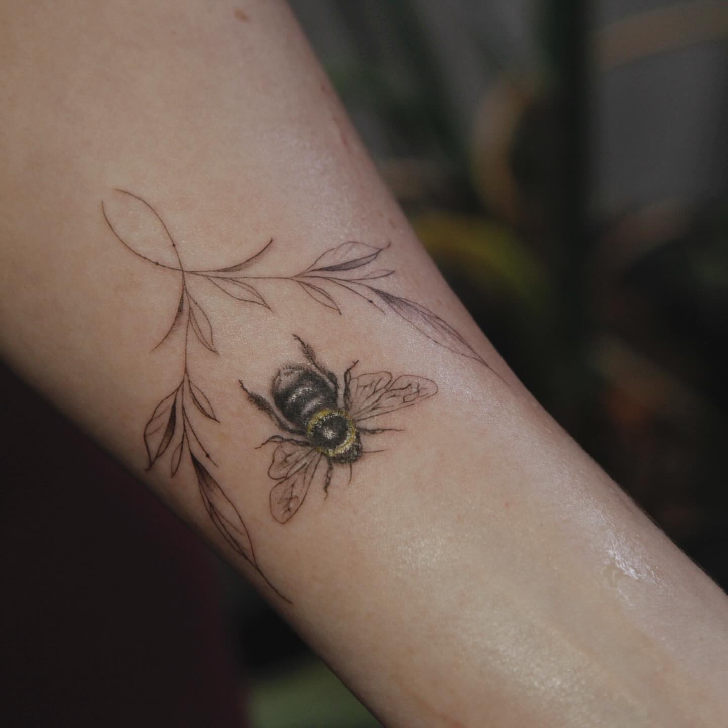 Tattoo by @livlaughtats — realism