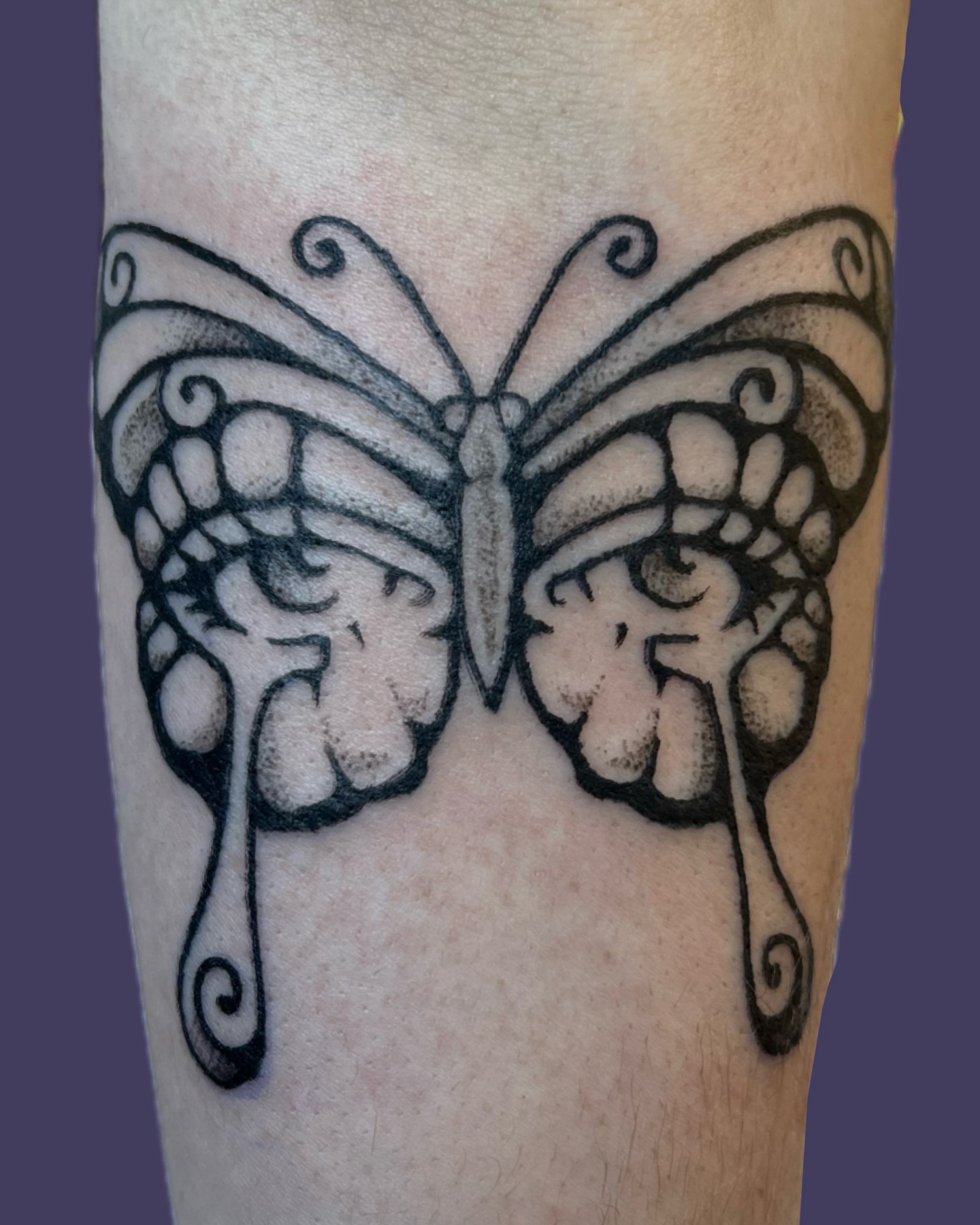 Tattoo by @rachelradiant — black_and_grey