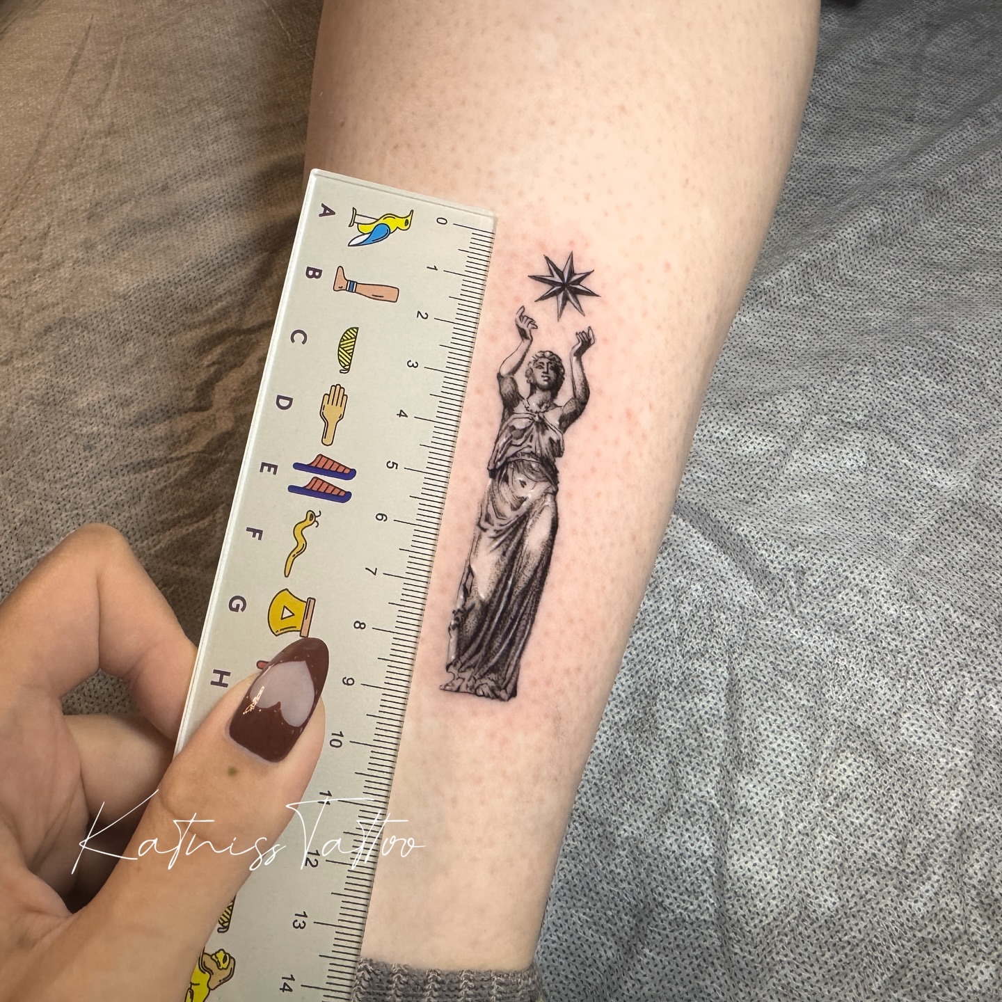 Statue of caryatid black and grey tattoo on the forearm by 𝙆𝙖𝙩𝙣𝙞𝙨𝙨