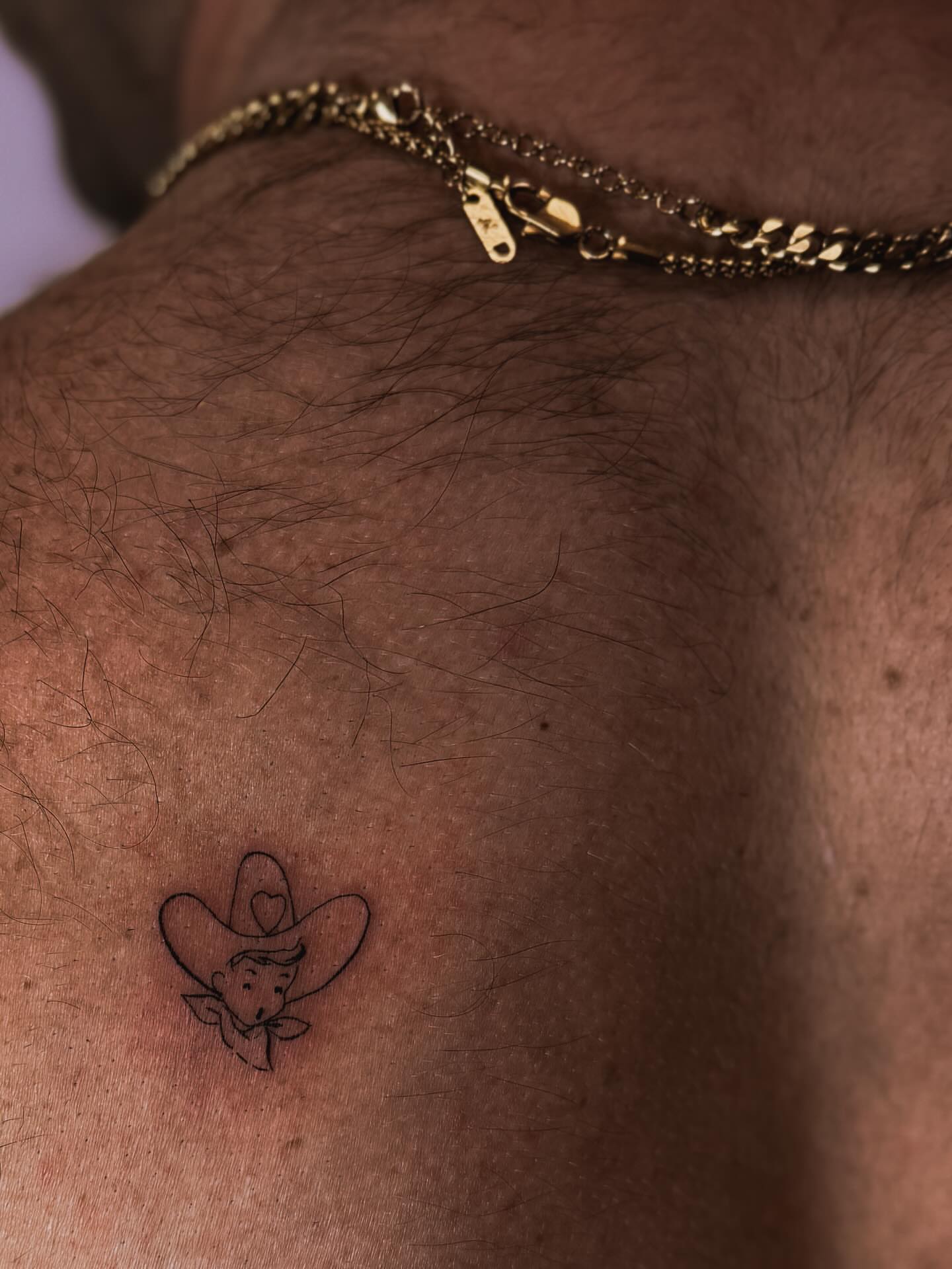 Cowboy hat black and grey tattoo on the shoulder by π»ππ π
ππππ Tattoo Artist, Las Vegas, Nevada