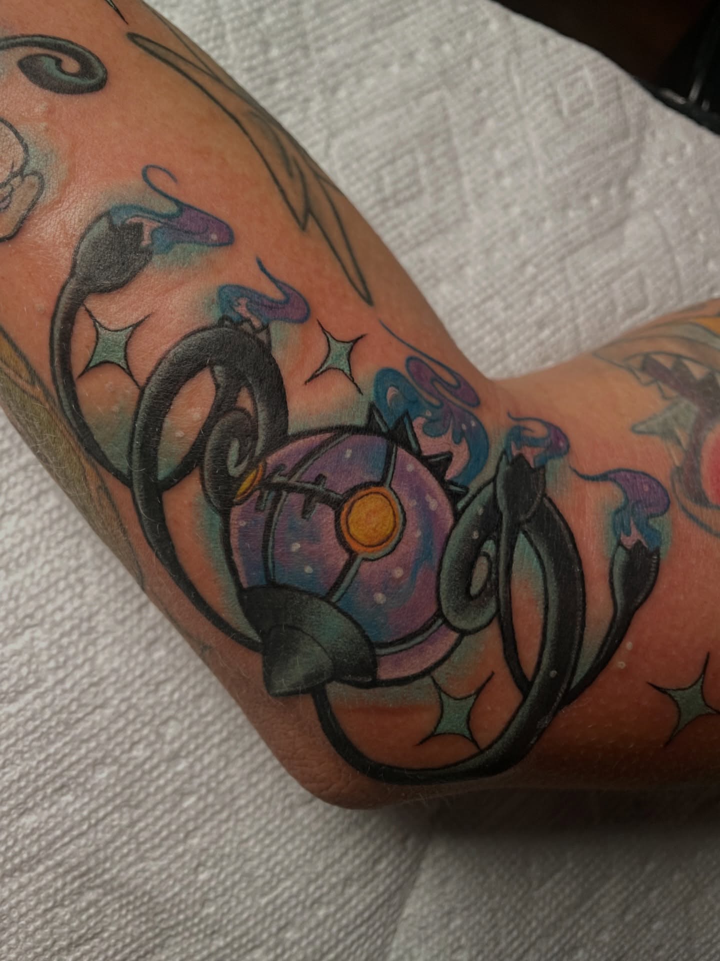 Tattoo by @rigo4k — dotwork, geometric