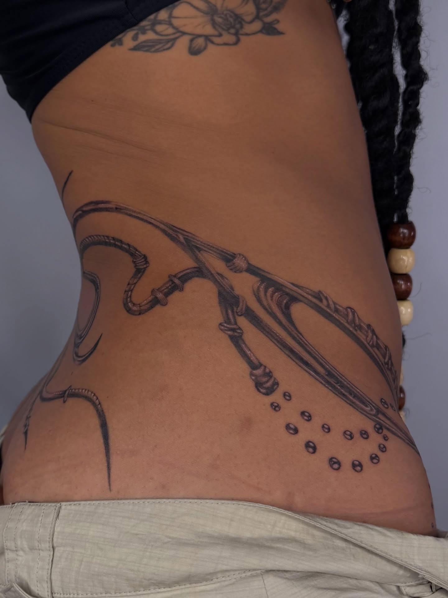 Octopus dotwork tattoo on the thigh by Lauren ๐