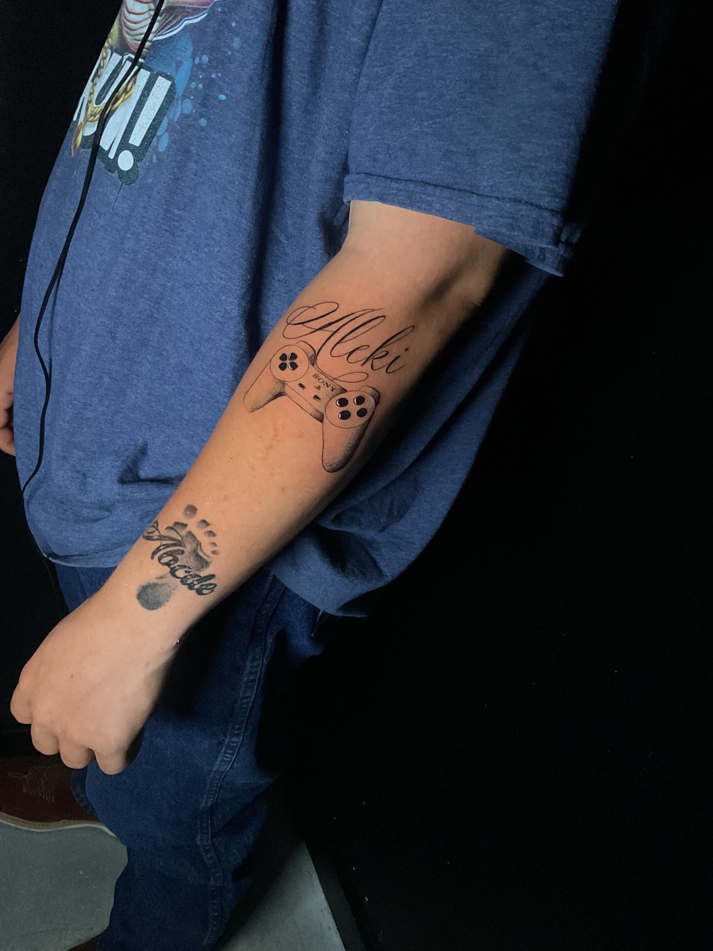 Tattoo by @indigoicarus999 — black_and_grey