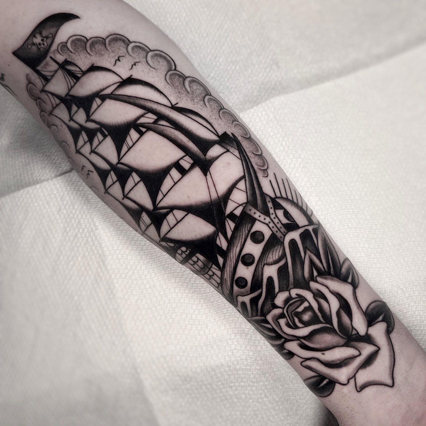 Tattoo by @ninjakixxtattoo — black_and_grey, geometric