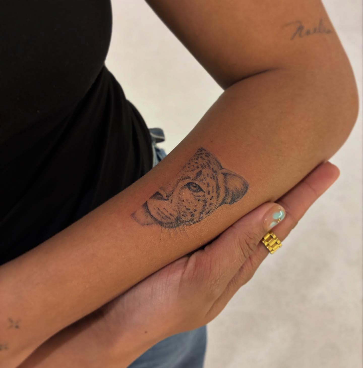 Tattoo by @tatubuny — realism