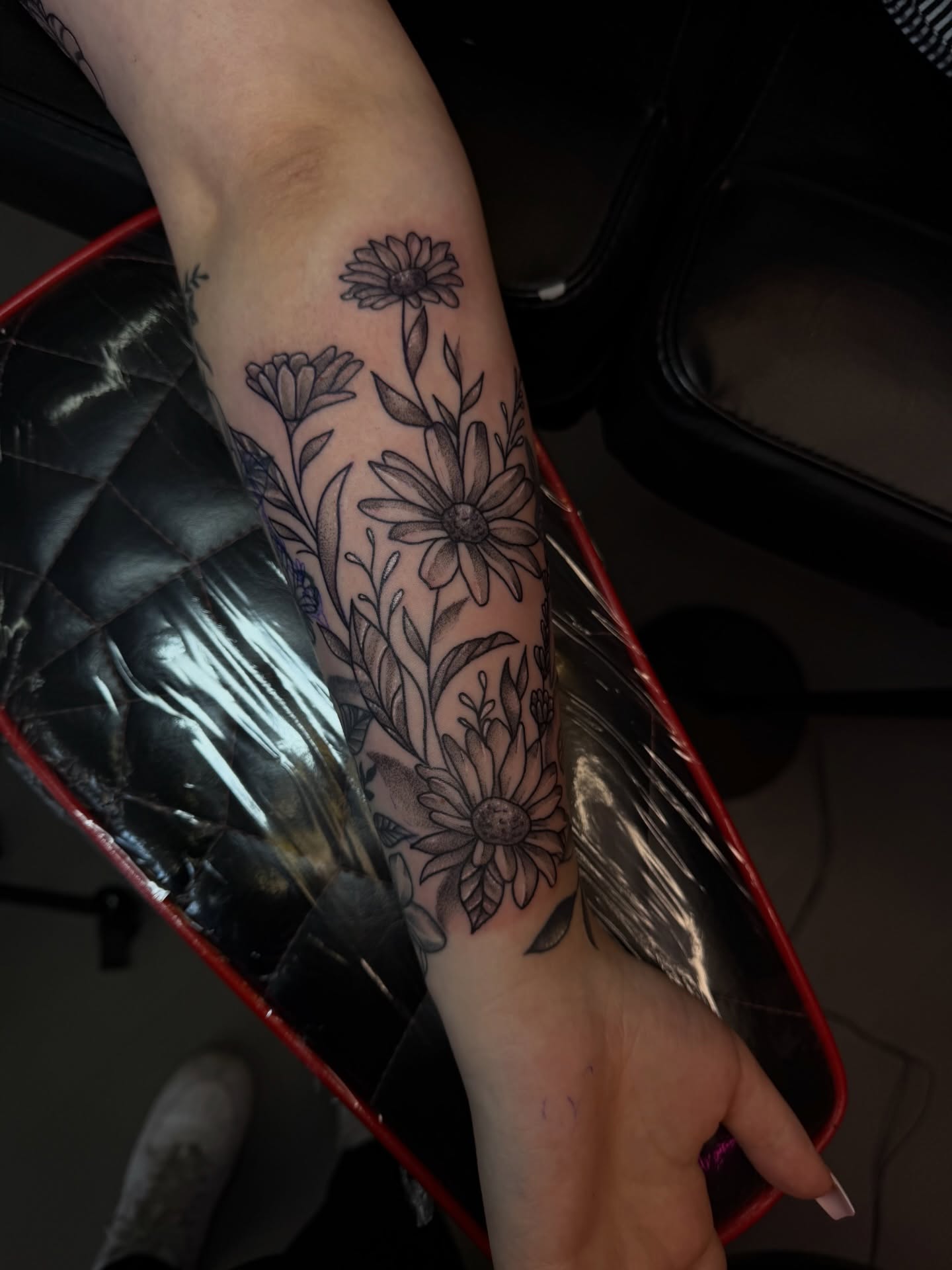 Tattoo by @unhurtt.tats — black_and_grey