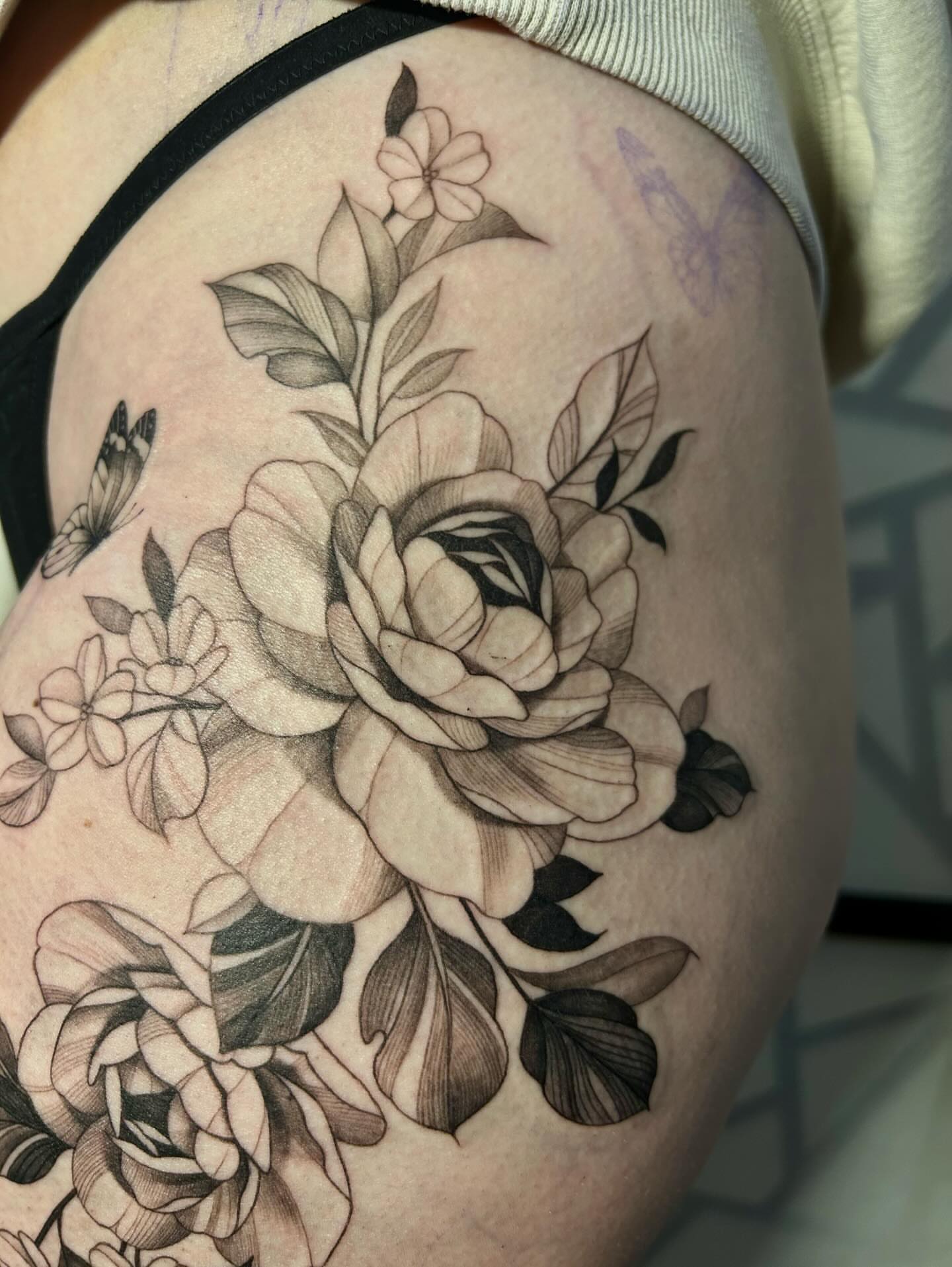 Tattoo by @khloztatz — black_and_grey