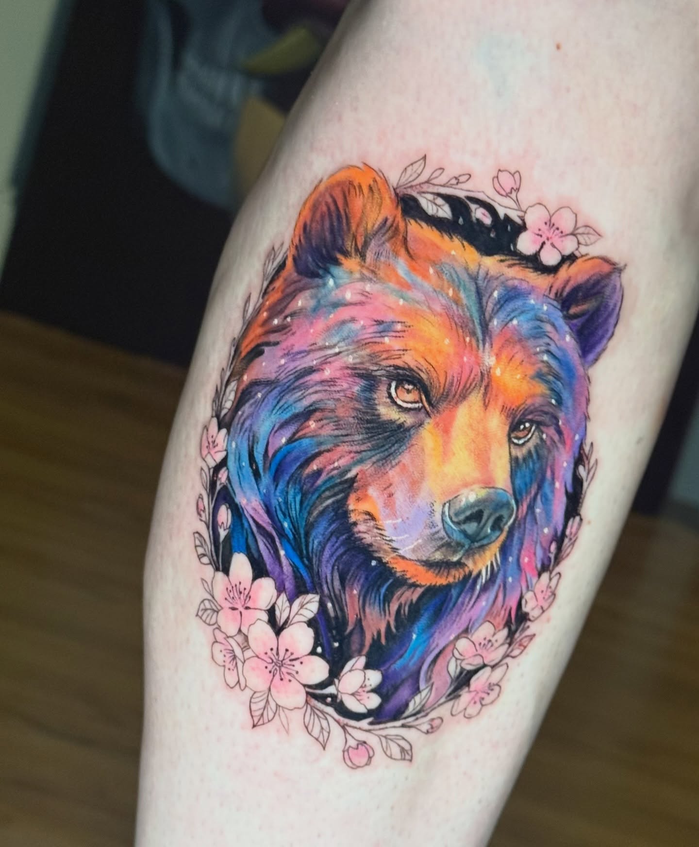 Bear watercolor tattoo on the forearm by Gilberto Flores Nava