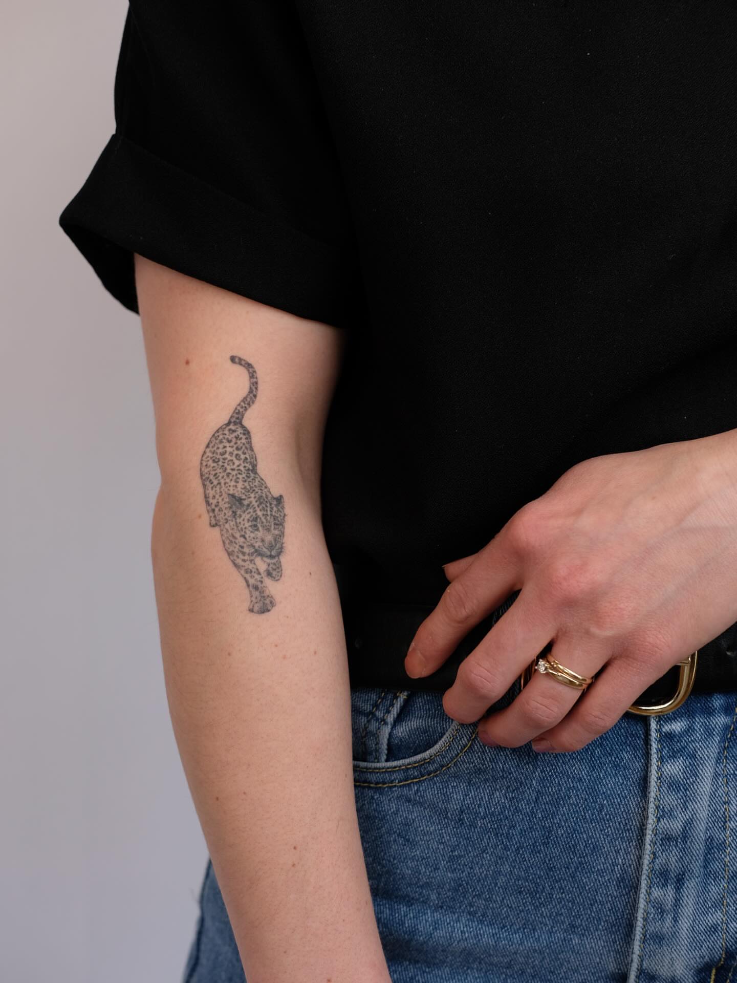 Tattoo by @meutattoo — black_and_grey