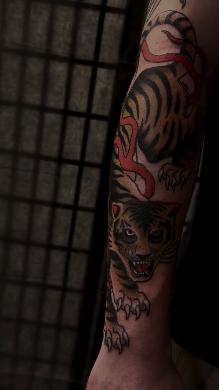 Tiger and snake japanese irezumi tattoo by Brandon Murphy