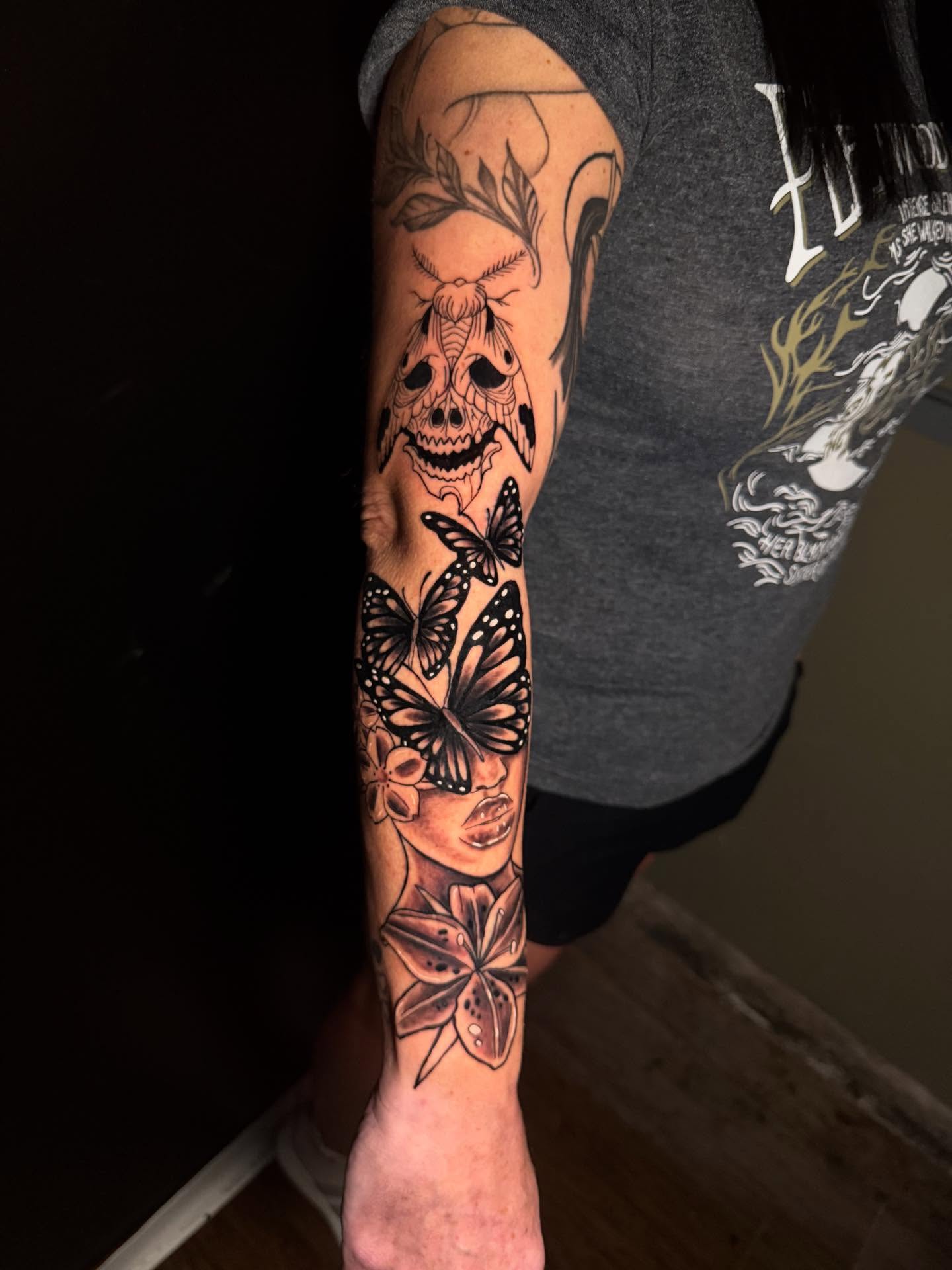 Tattoo by @dreadmoor_tattoos — black_and_grey, realism