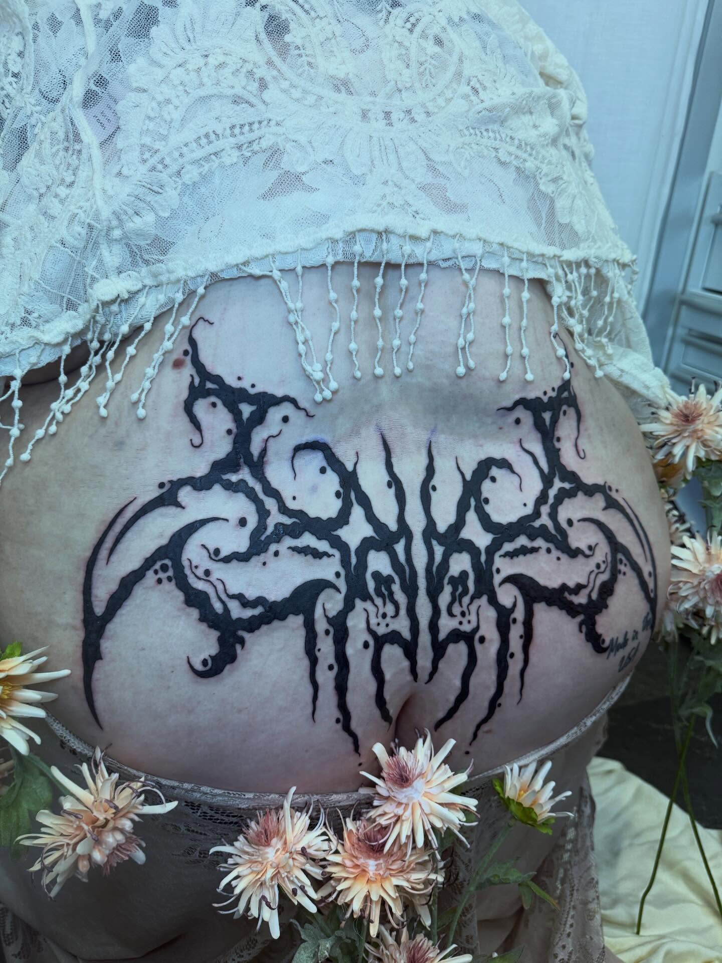 Tattoo by @skittykittykitty — black_and_grey