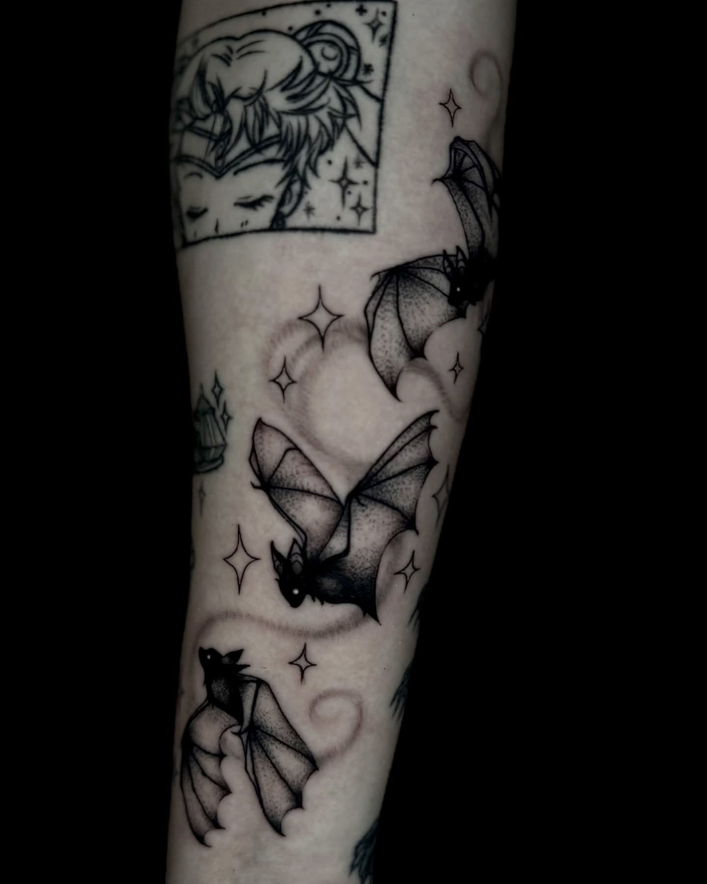 Tattoo by @elena.rivera.tattoos — black_and_grey