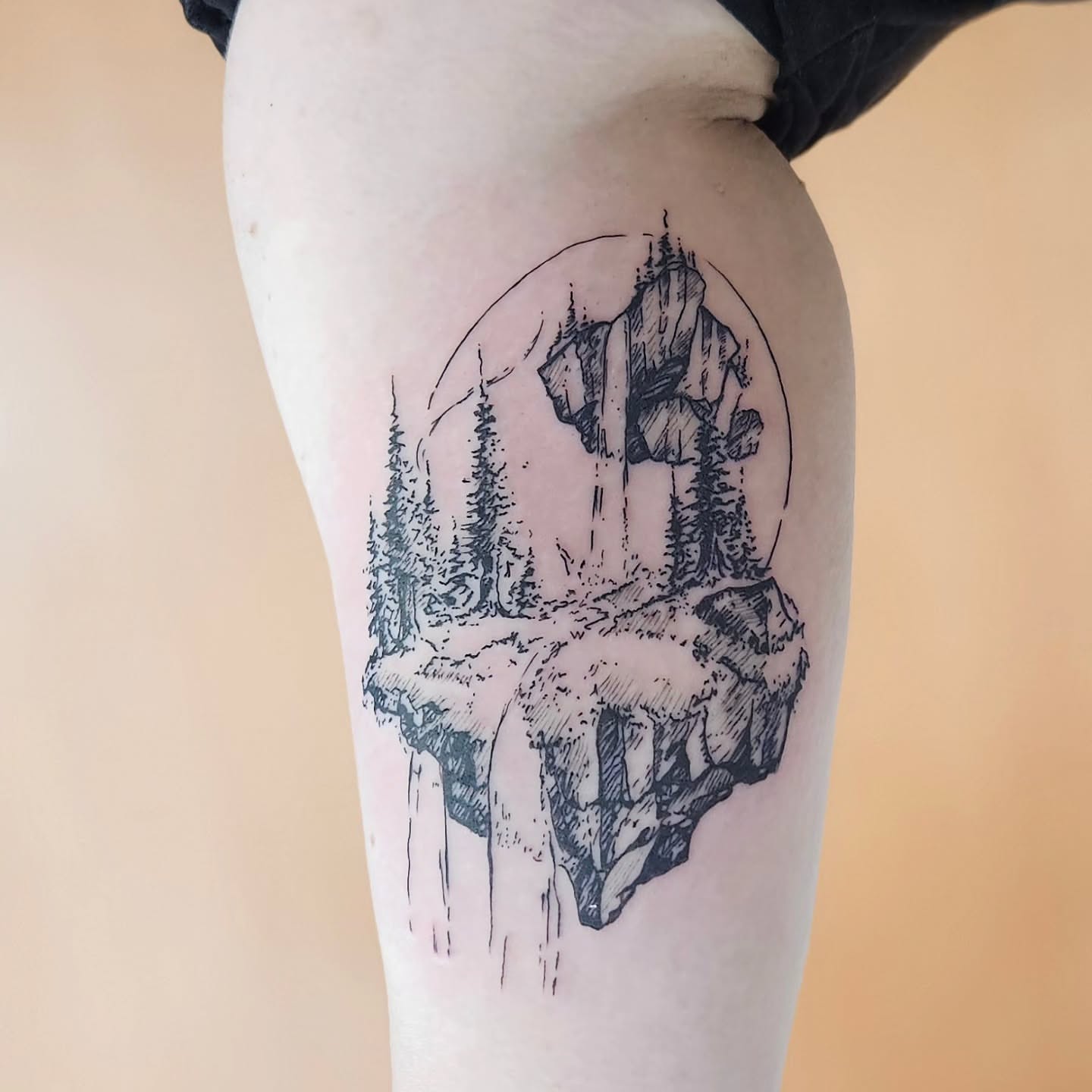 Tattoo by @jordanna_pearl — black_and_grey